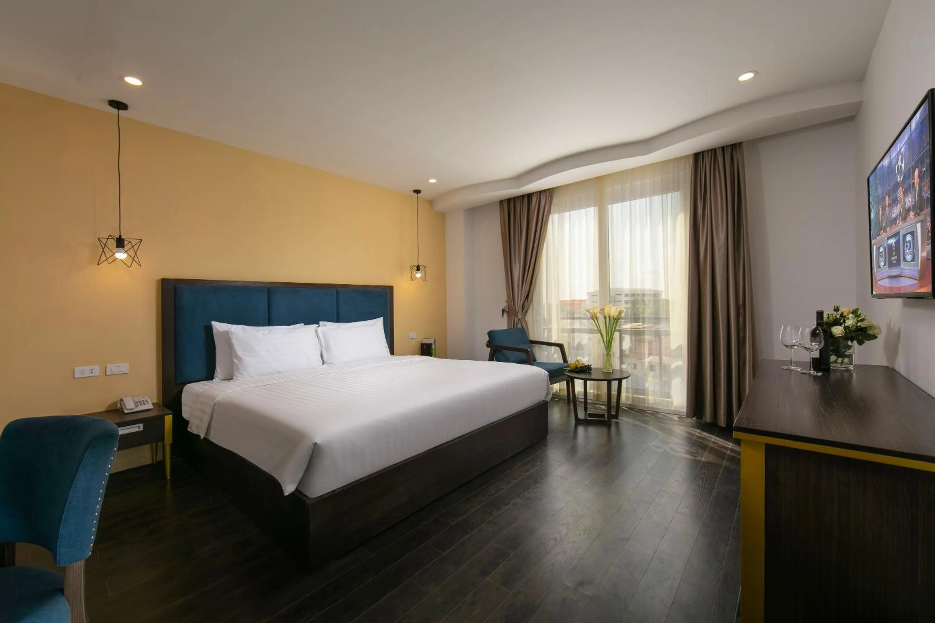 Bed in Azalea Parkview Hotel