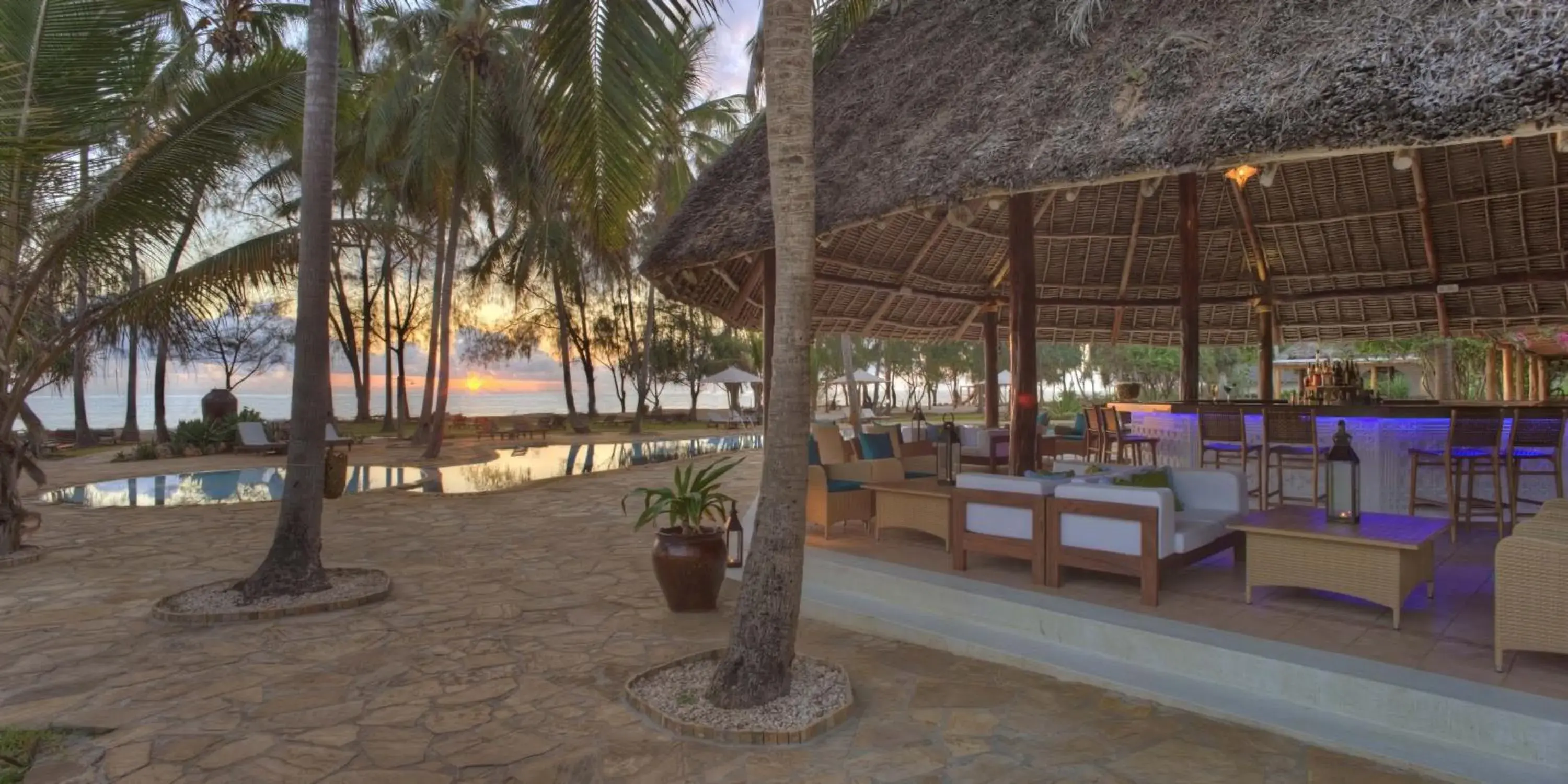 Lounge or bar in Bluebay Beach Resort & Spa Lounge or bar in Bluebay Beach Resort & Spa