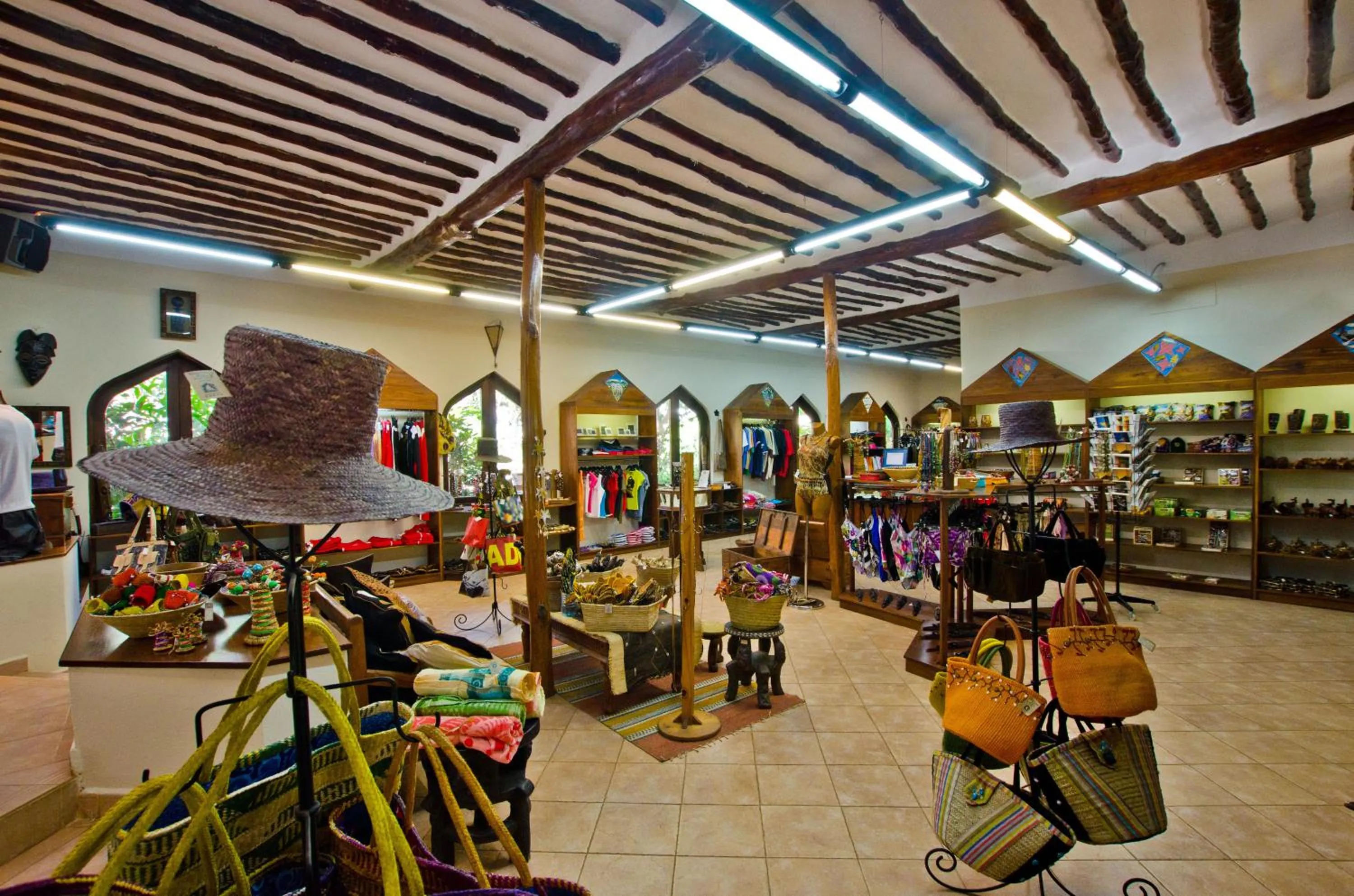 On-site shops in Bluebay Beach Resort & Spa