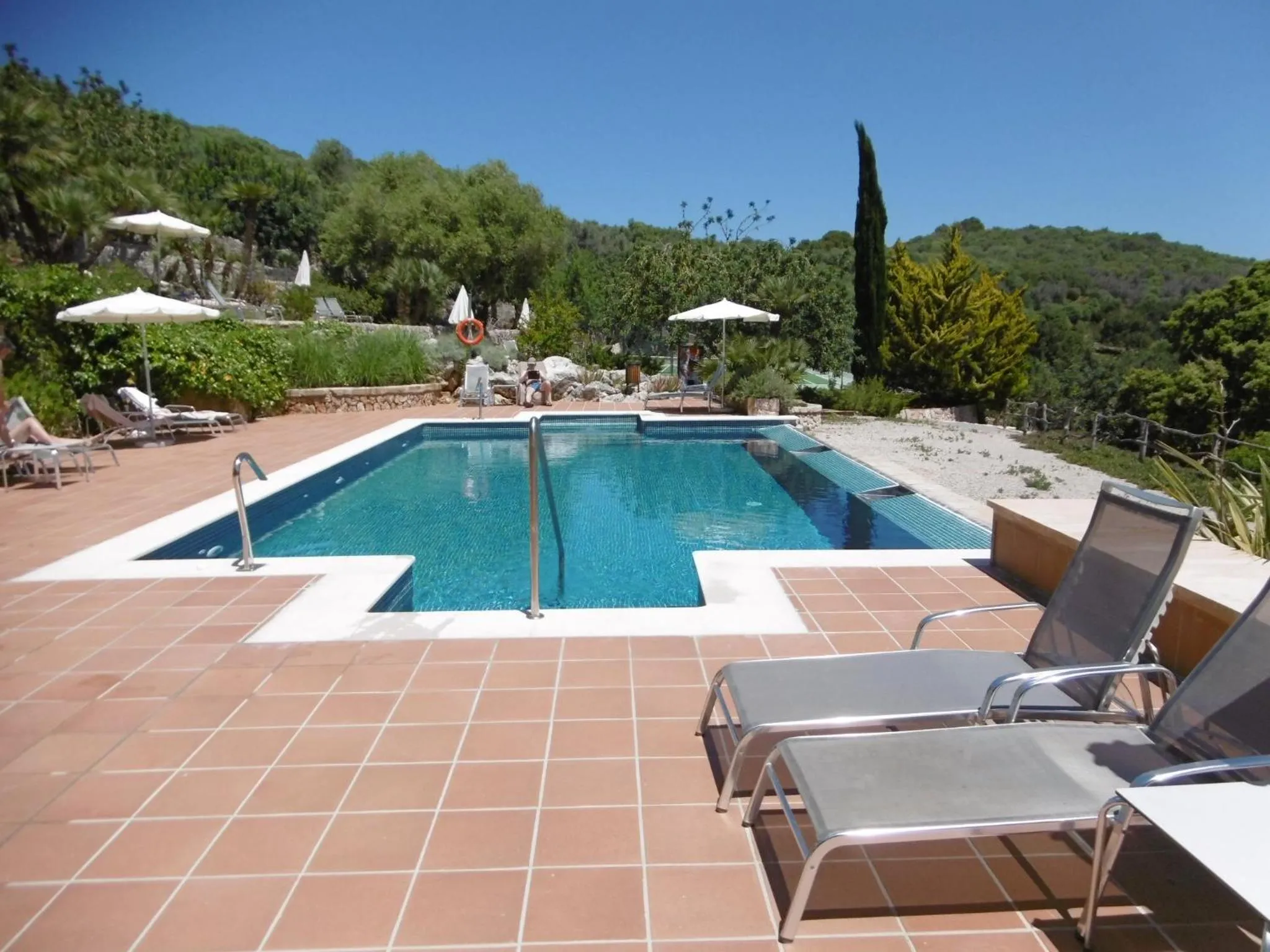 Swimming pool in Hotel Llenaire