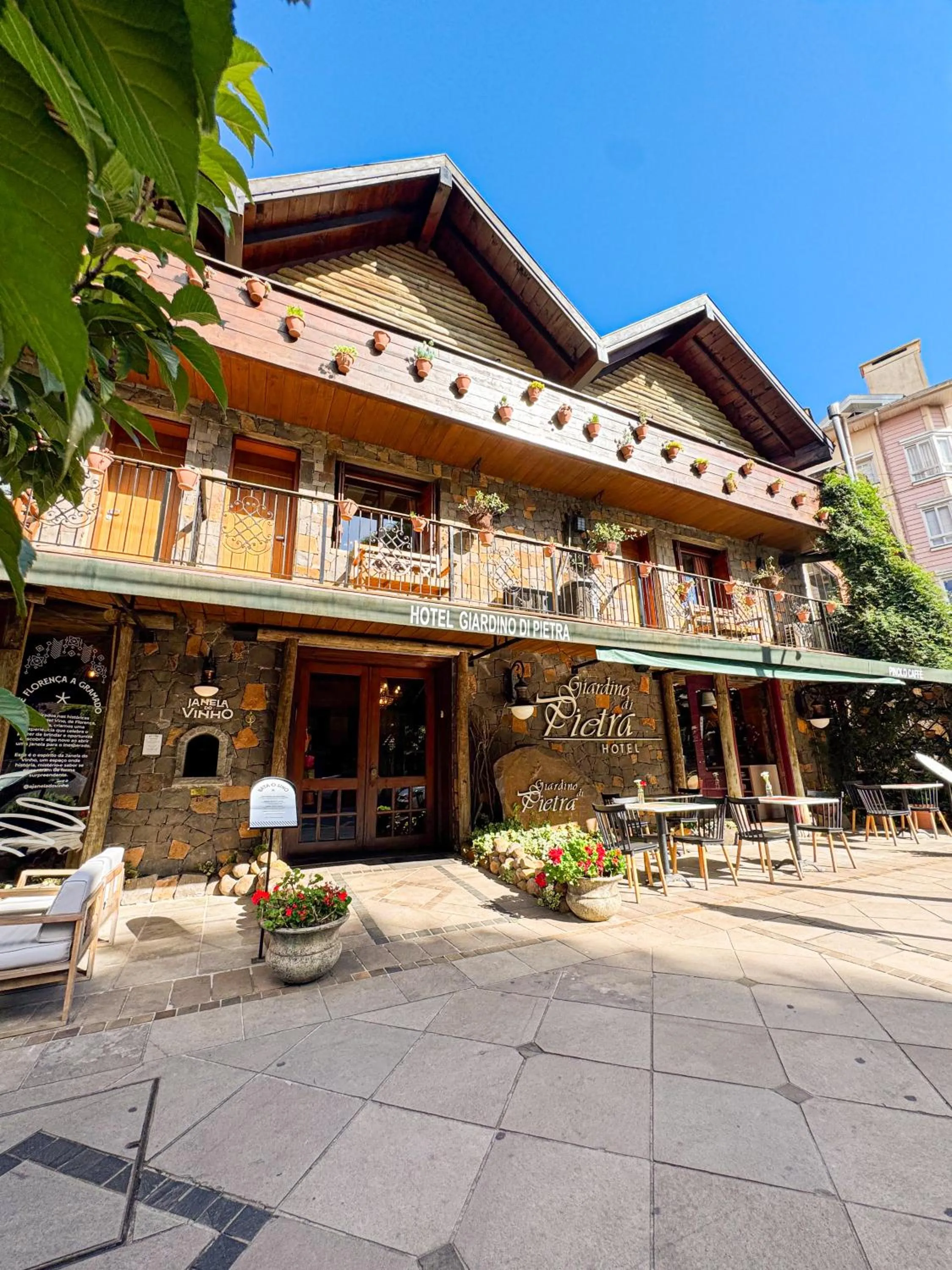 Property building in Hotel Giardino Di Pietra