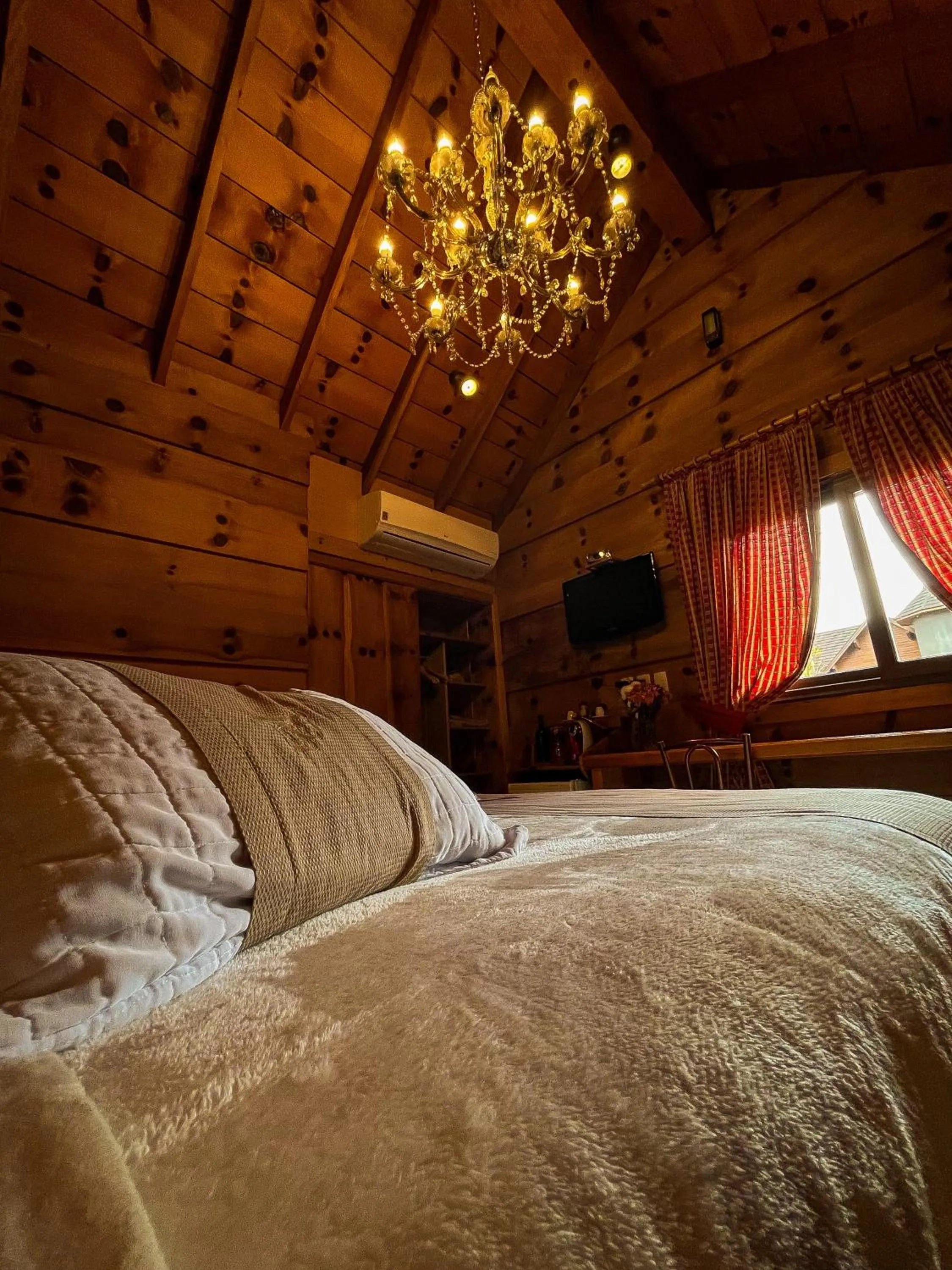 Bedroom, Bed in Hotel Giardino Di Pietra