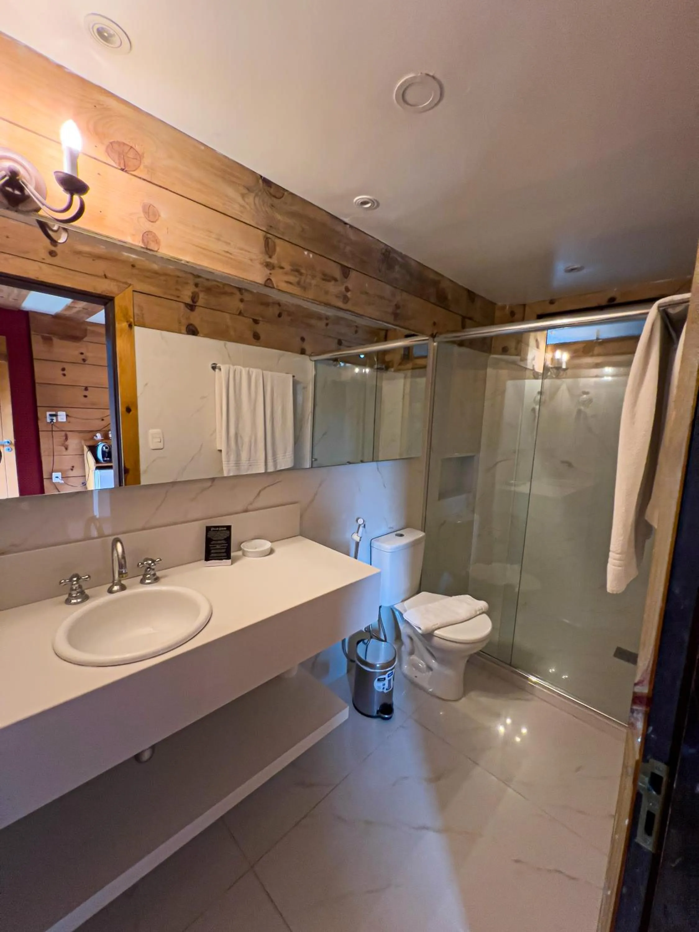 Shower in Hotel Giardino Di Pietra