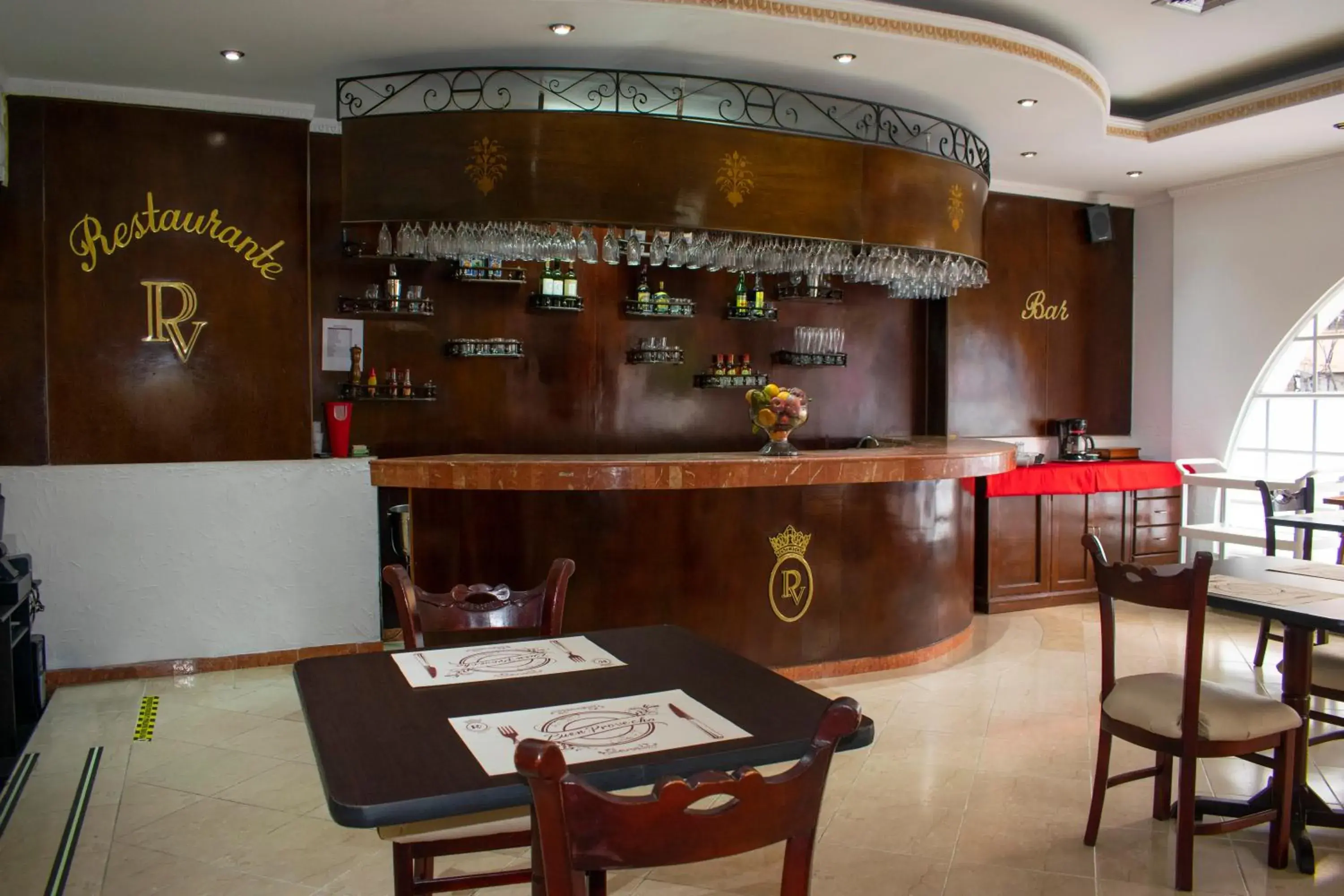 Restaurant/places to eat in Hotel Plaza Versalles Restaurant/places to eat in Hotel Plaza Versalles