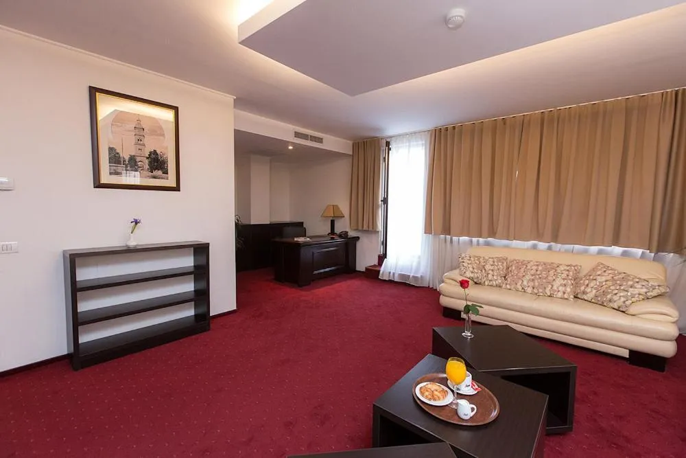 Living room in Ramada Iasi City Center
