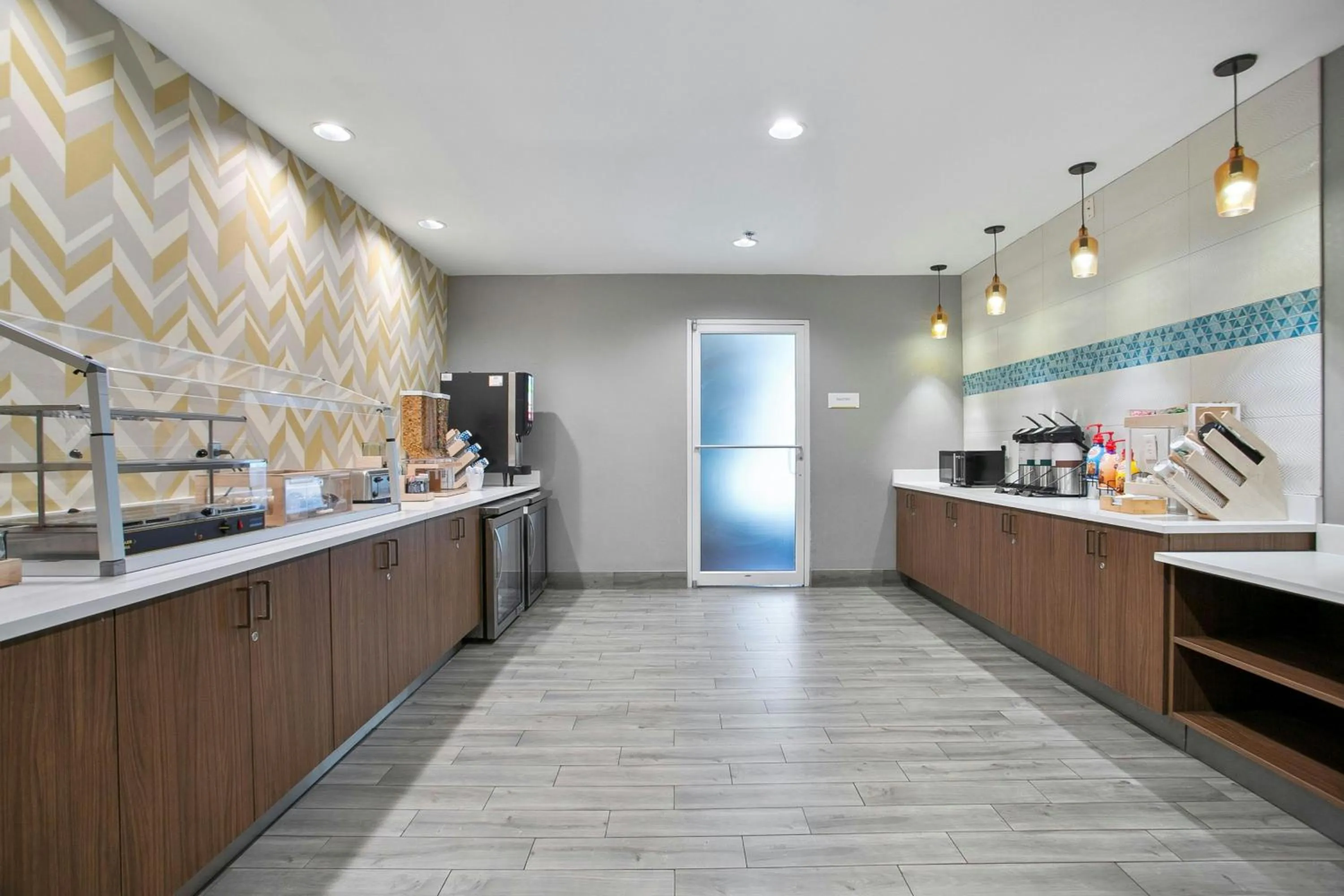 Breakfast in City Express by Marriott Duluth