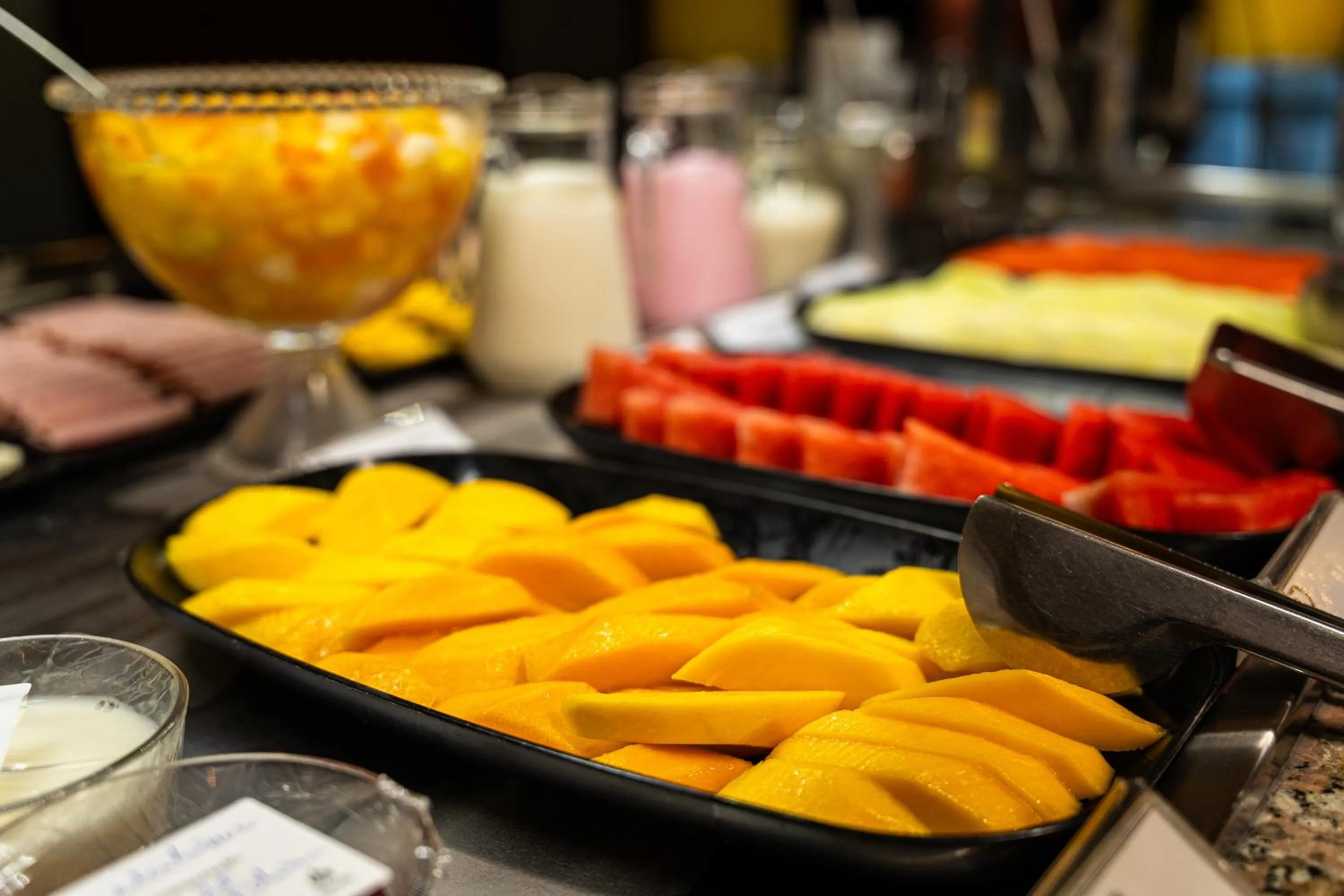 Breakfast in Hotel Deville Express Guaira