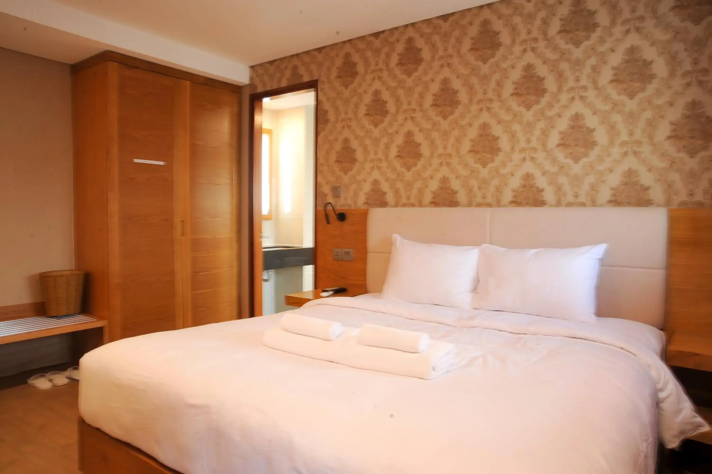 Bed in Imperial Saigon hotel Bed in Imperial Saigon hotel