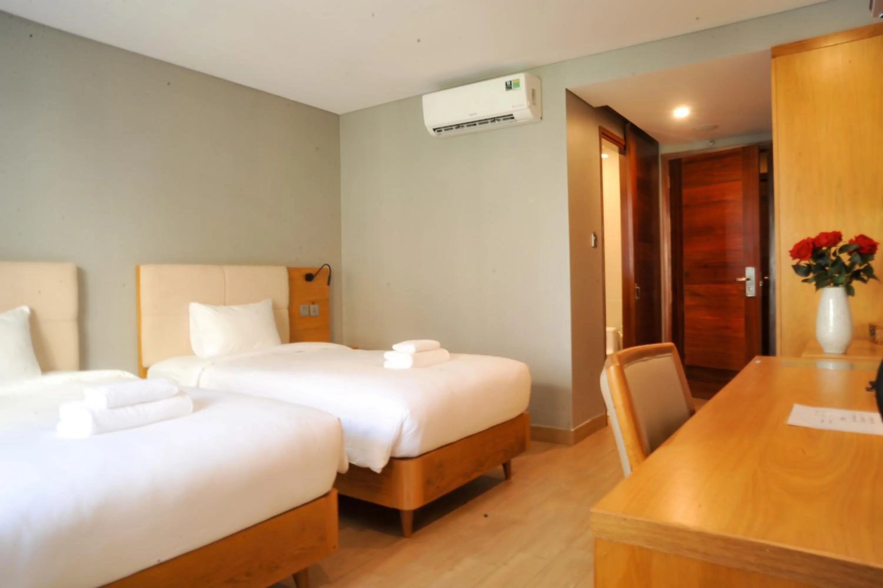 Bed in Imperial Saigon hotel