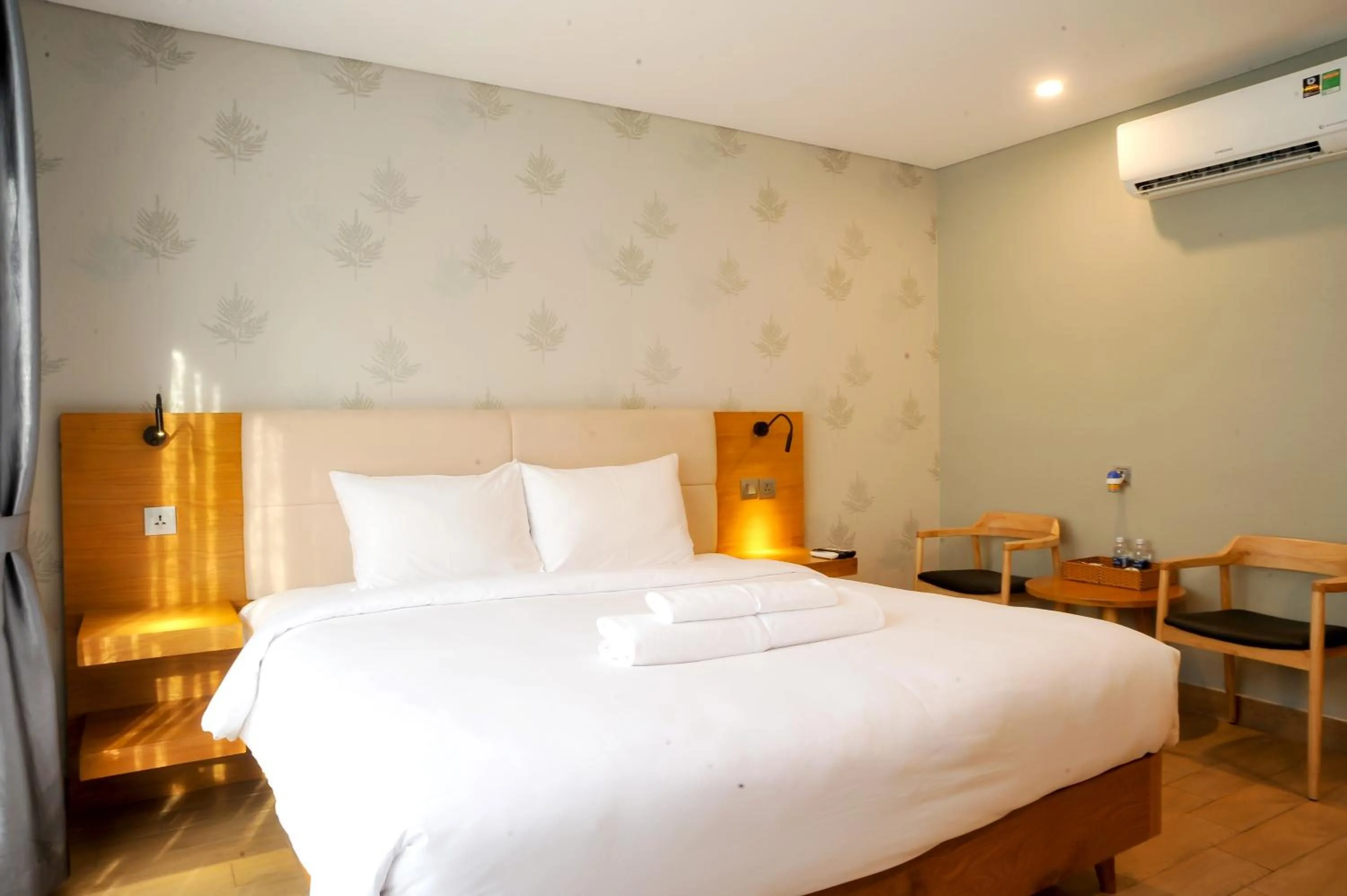 Bed in Imperial Saigon hotel