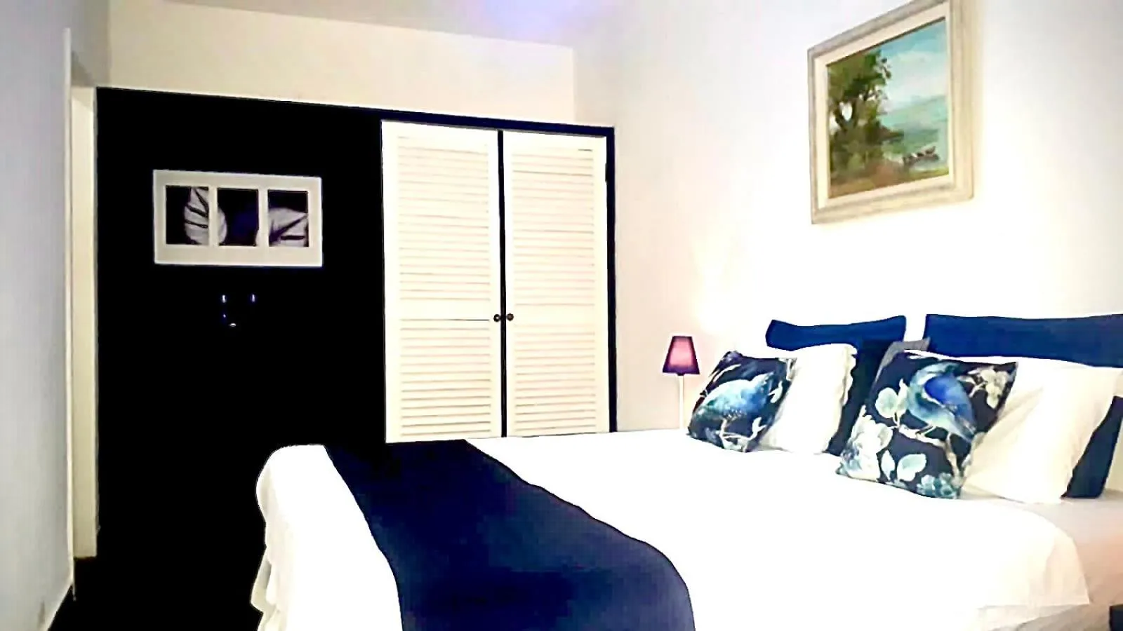 Photo of the whole room, Bed in Pousada Mainá