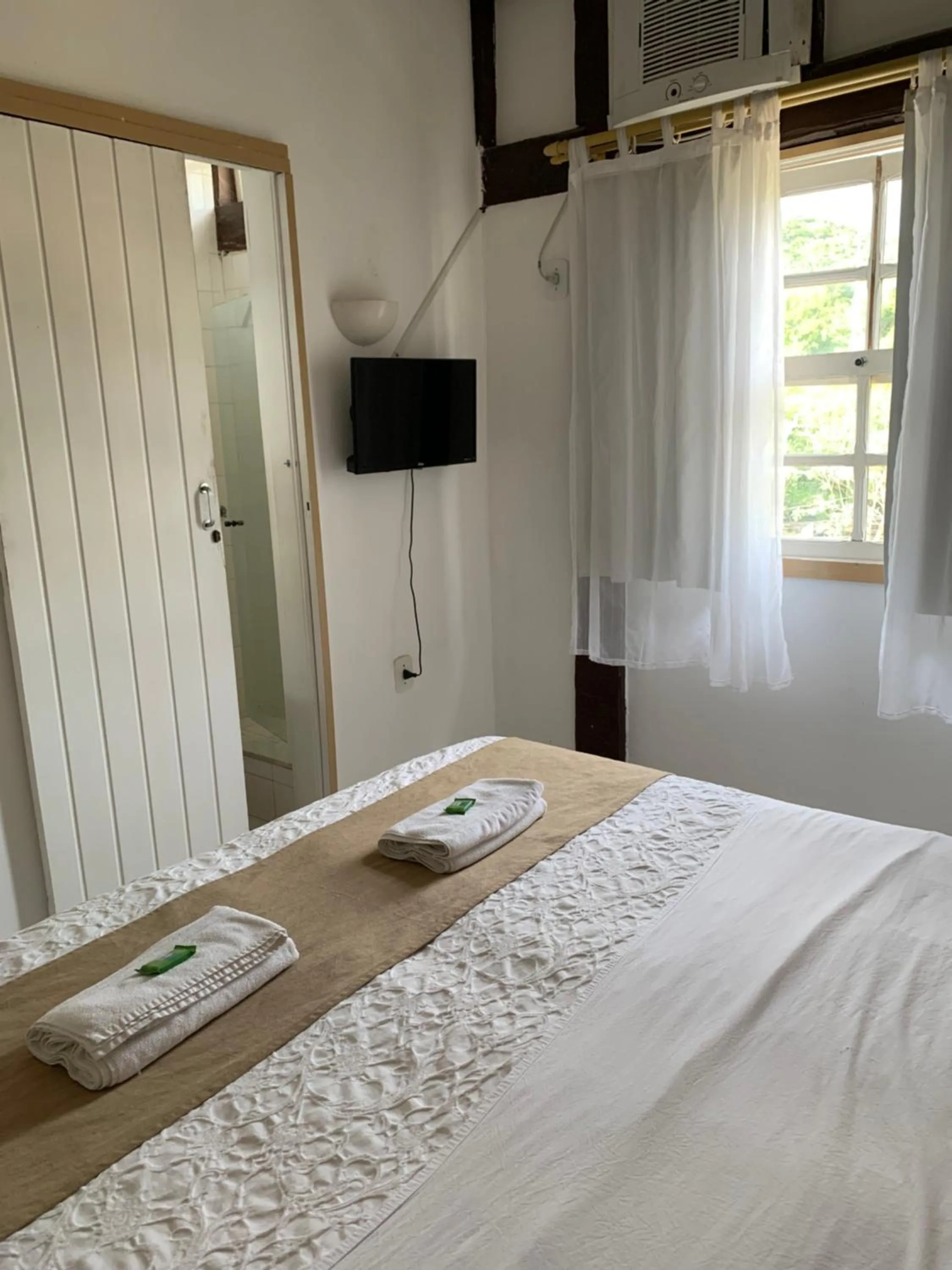 Bedroom, Bed in Pousada Mainá