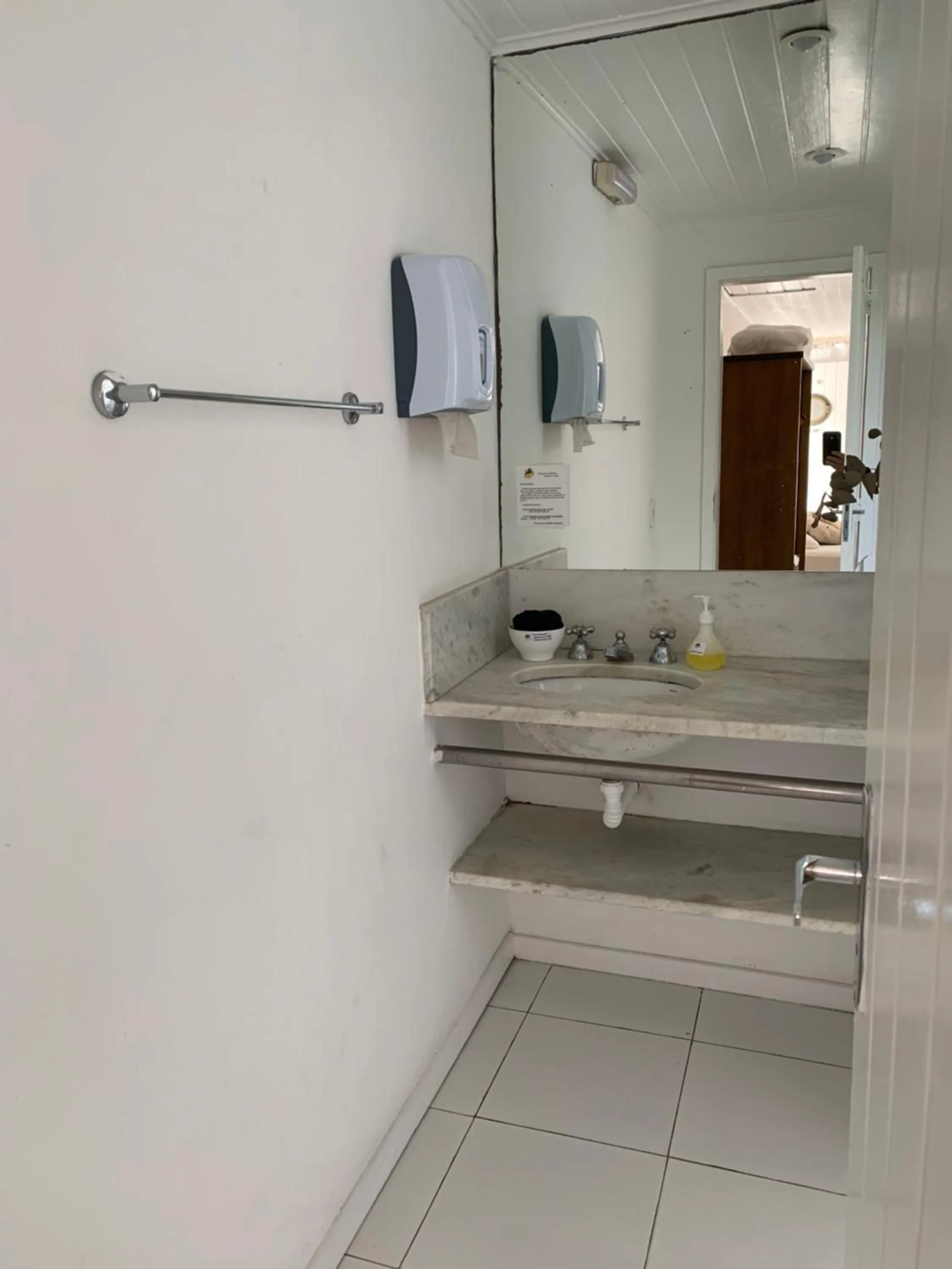 Bathroom in Pousada Mainá