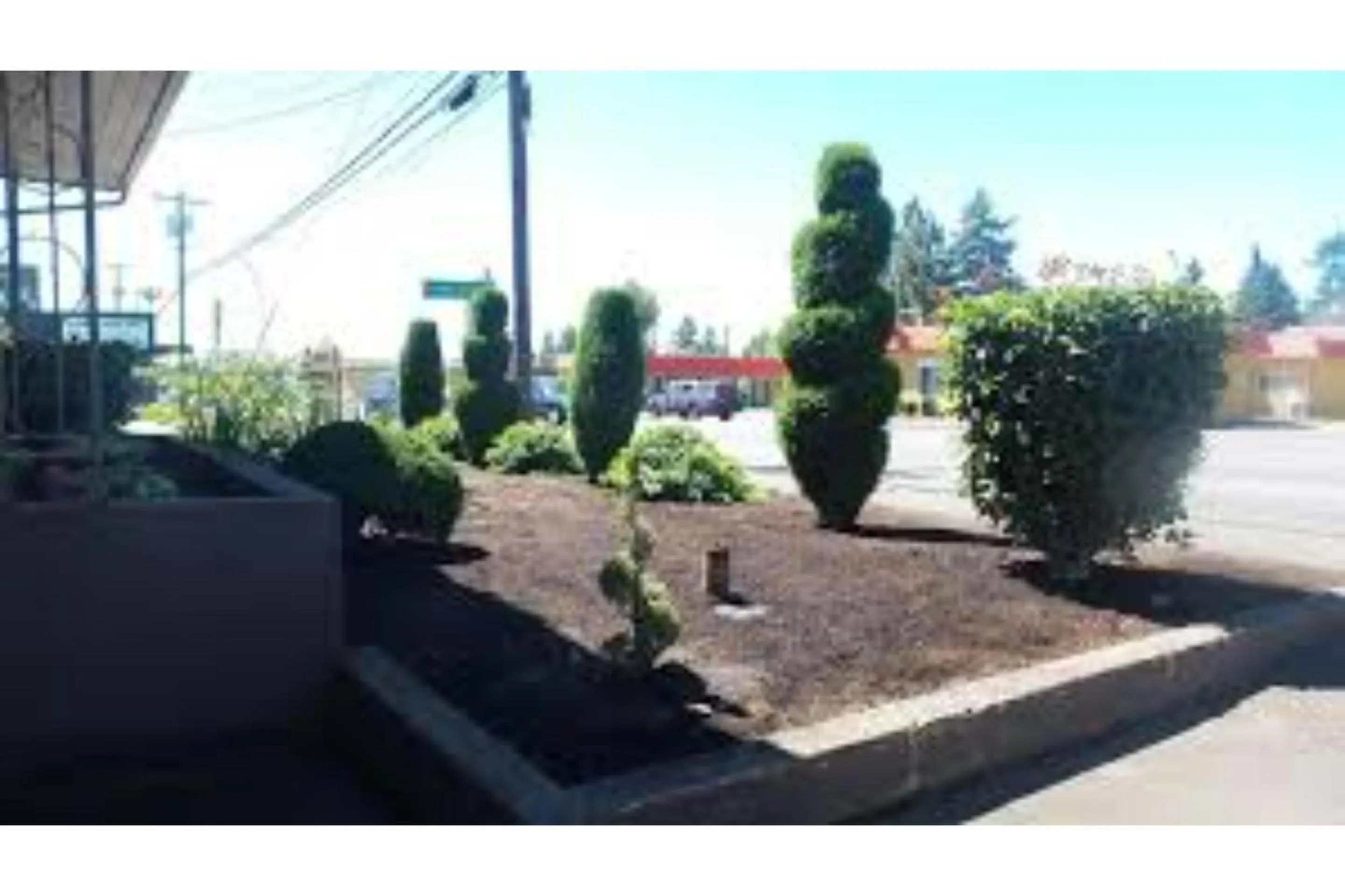 Facade/entrance in Del Rancho Motel By Townhouse Portland OR Hwy 205