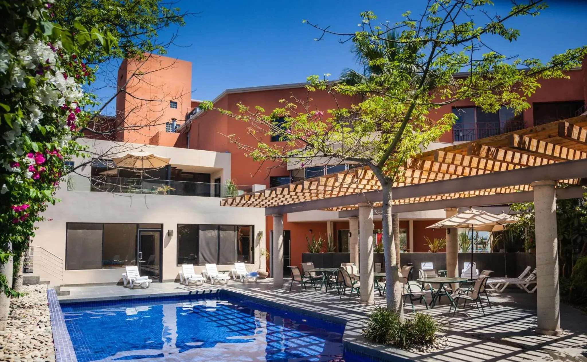 Swimming pool in Gamma Tijuana Swimming pool in Gamma Tijuana