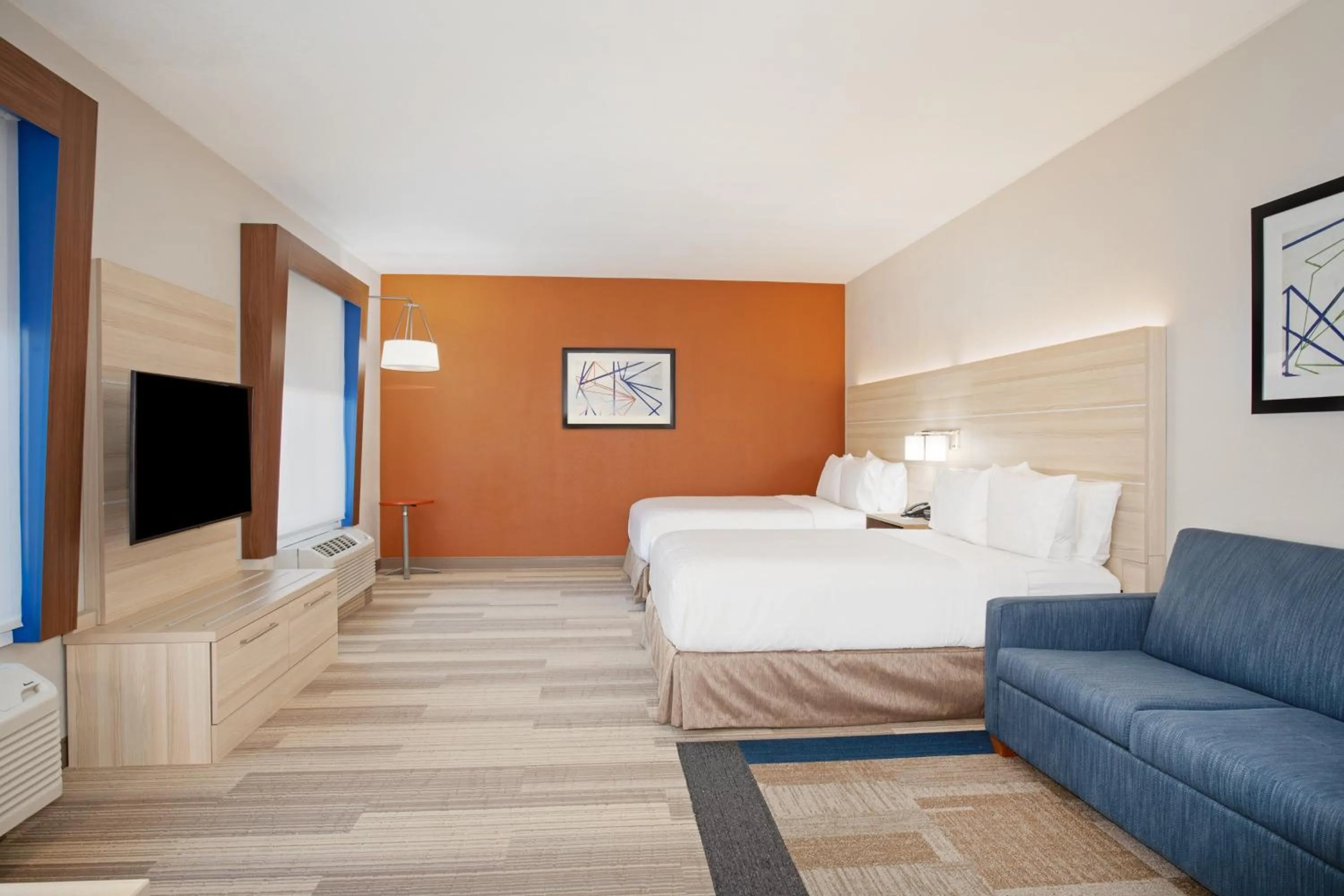 Photo of the whole room, Bed in Holiday Inn Express & Suites Phoenix Glendale Dist by IHG