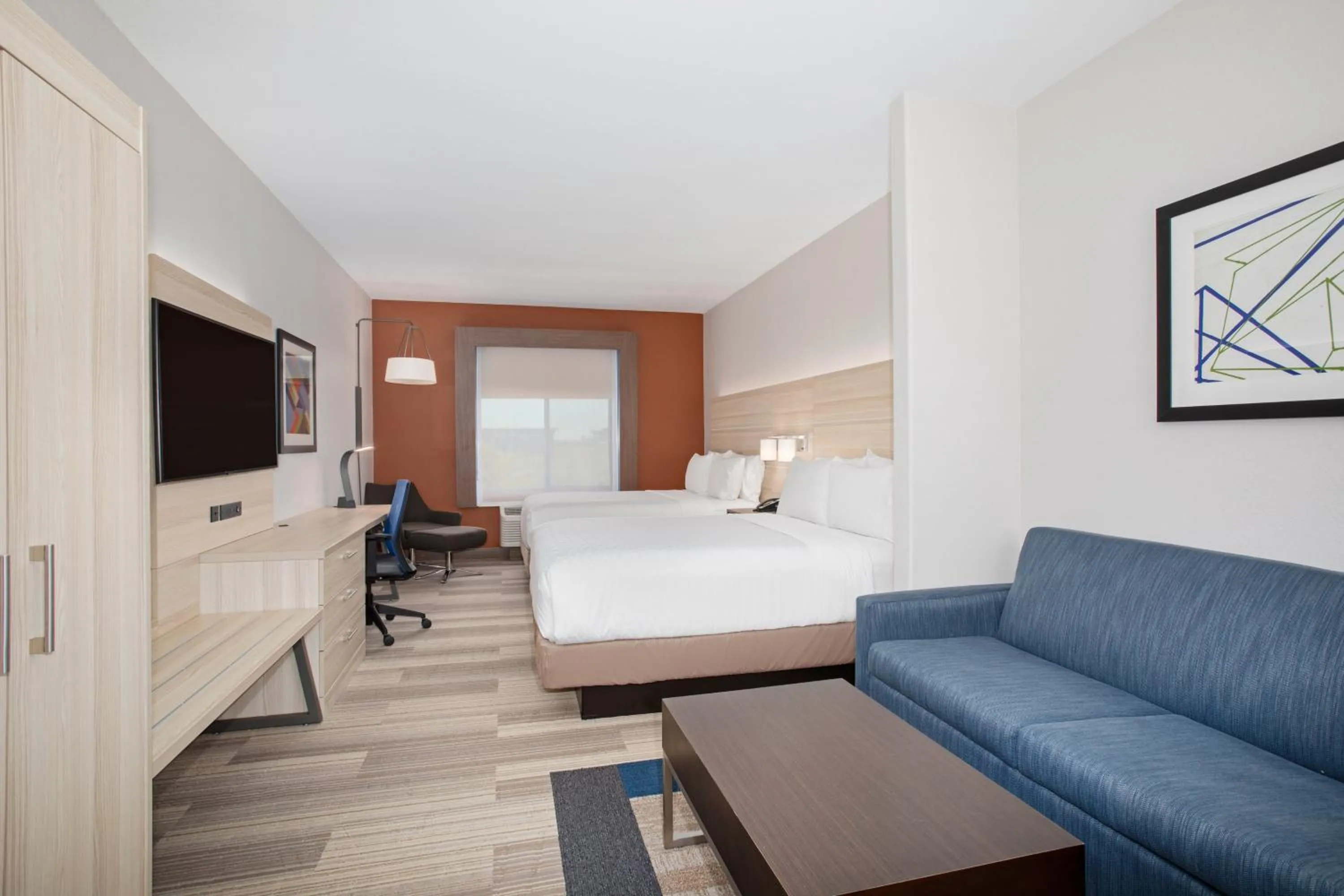 Photo of the whole room, Bed in Holiday Inn Express & Suites Phoenix Glendale Dist by IHG