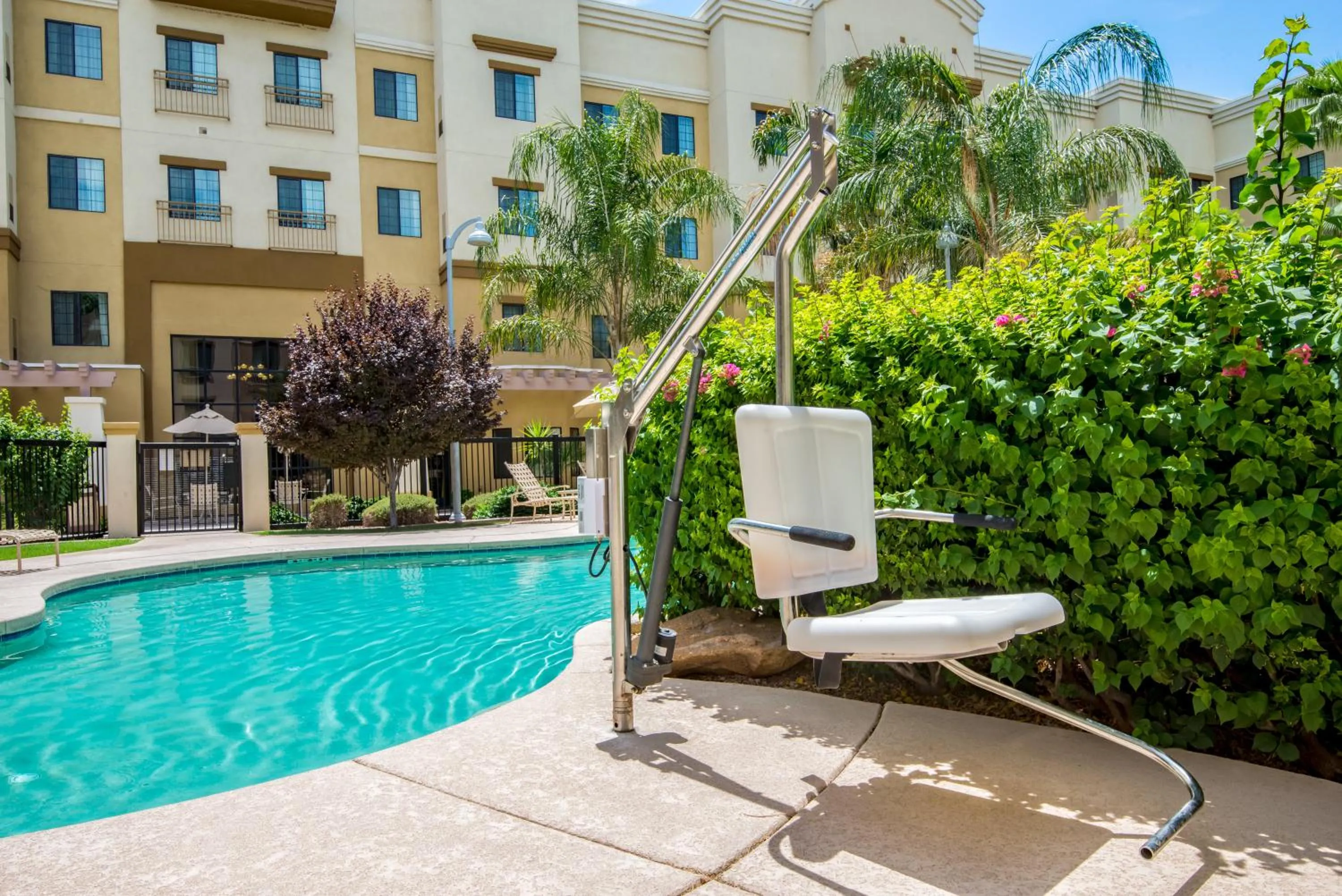 Swimming pool in Holiday Inn Express & Suites Phoenix Glendale Dist by IHG