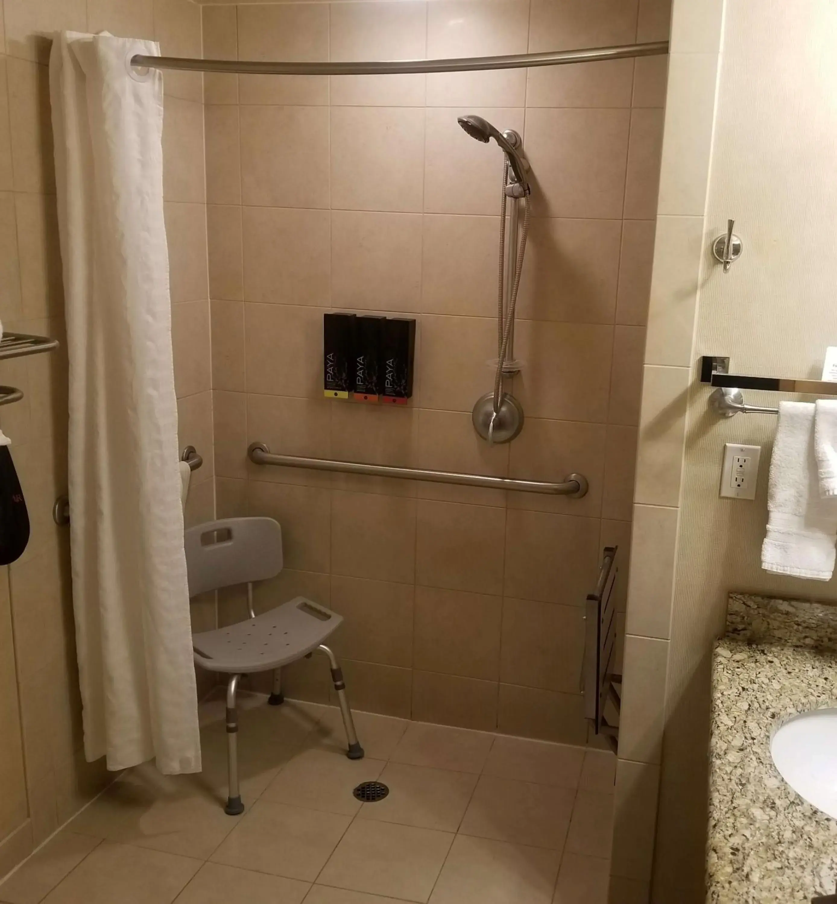 King Room - Disability Access/Non-Smoking in Best Western Plus Silverdale Beach Hotel King Room - Disability Access/Non-Smoking in Best Western Plus Silverdale Beach Hotel