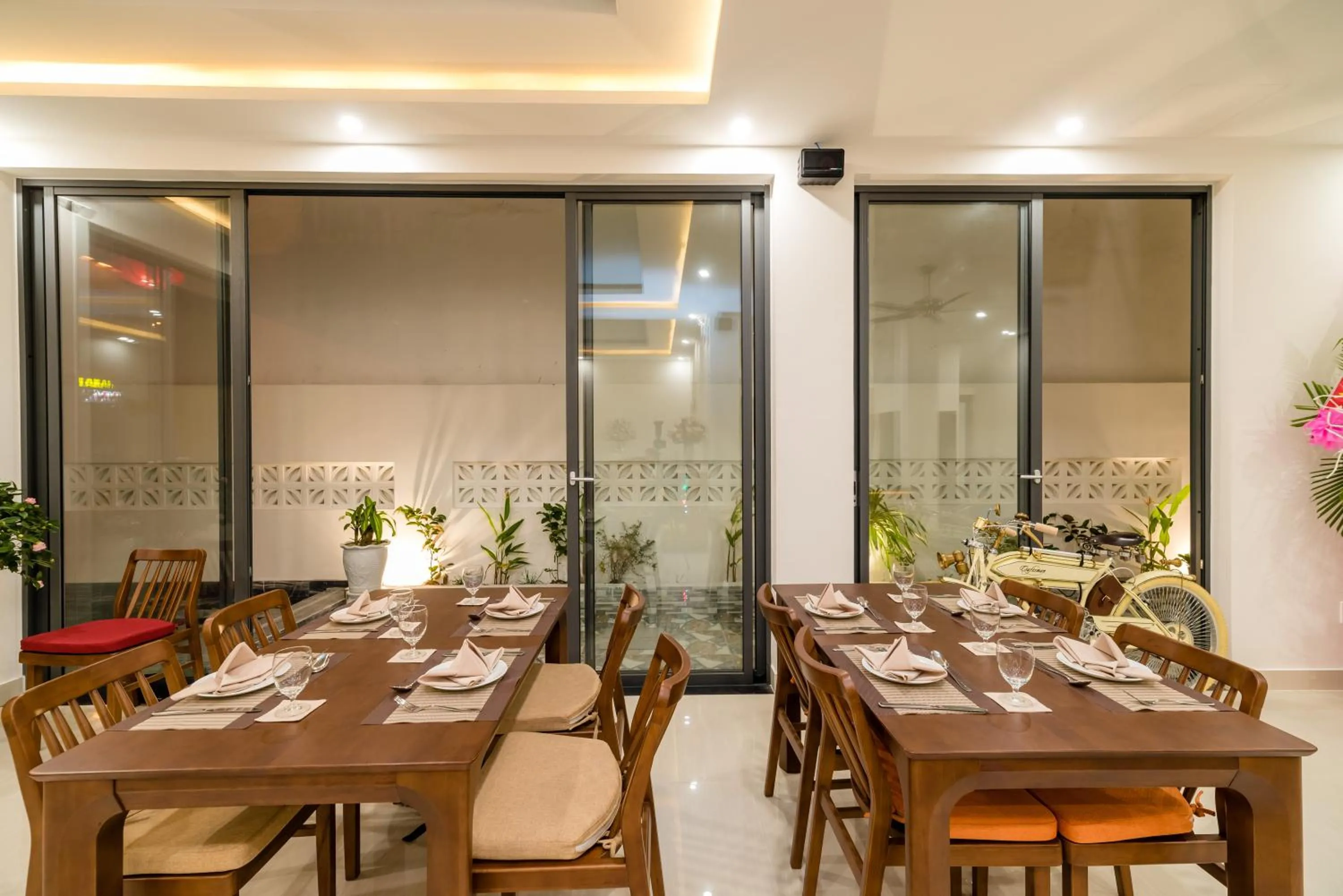 Restaurant/places to eat in Babylon Hoi An Central Villa