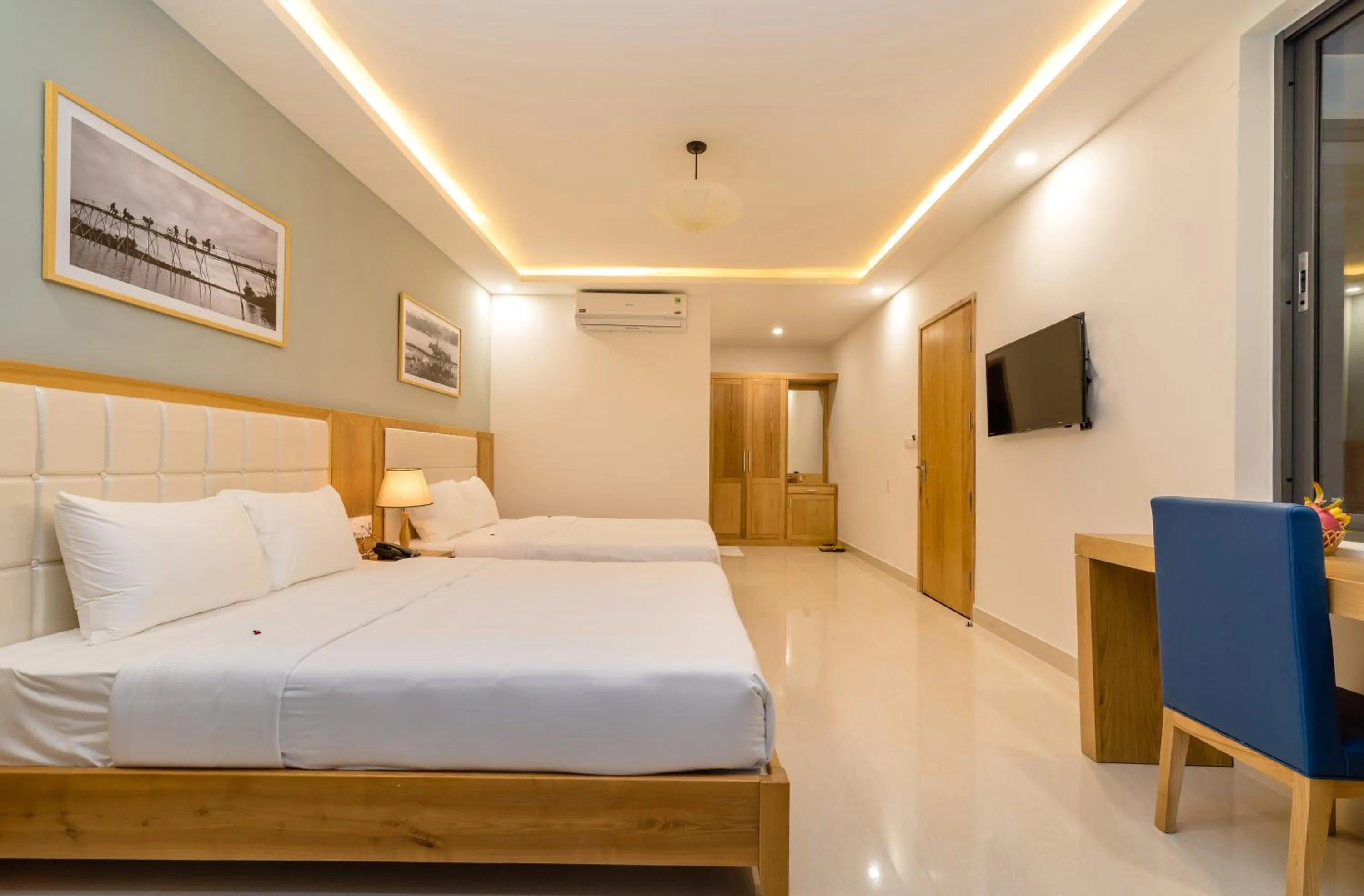 Bed in Babylon Hoi An Central Villa