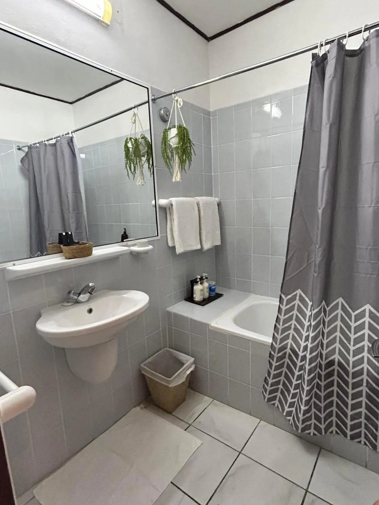 Bathroom in Hotel Santo Vanuatu