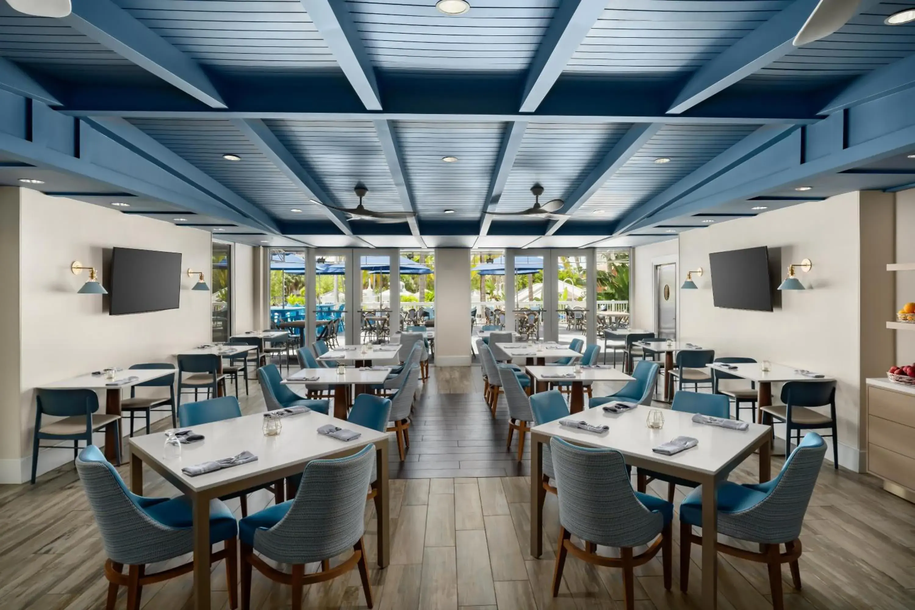 Restaurant/places to eat in DoubleTree by Hilton Grand Key Resort Restaurant/places to eat in DoubleTree by Hilton Grand Key Resort