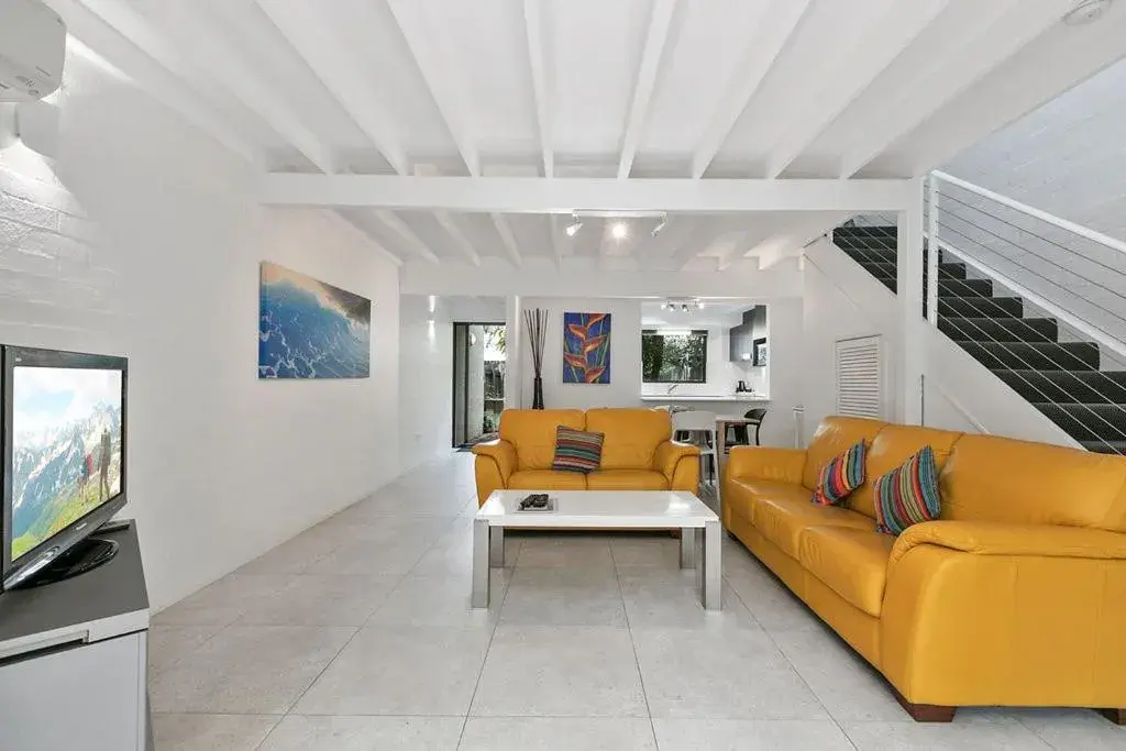 Two-Bedroom Family Villa in Le Court Villas Two-Bedroom Family Villa in Le Court Villas