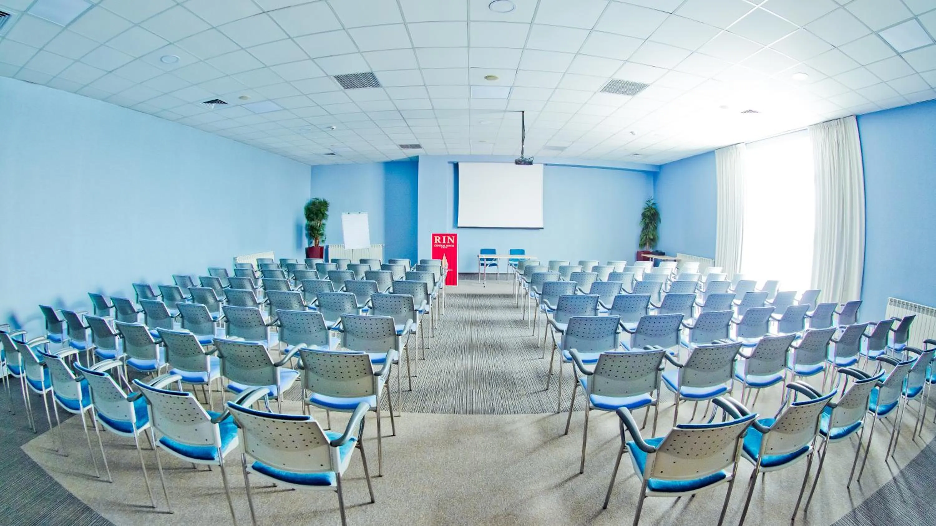 Business facilities in RIN Central Hotel