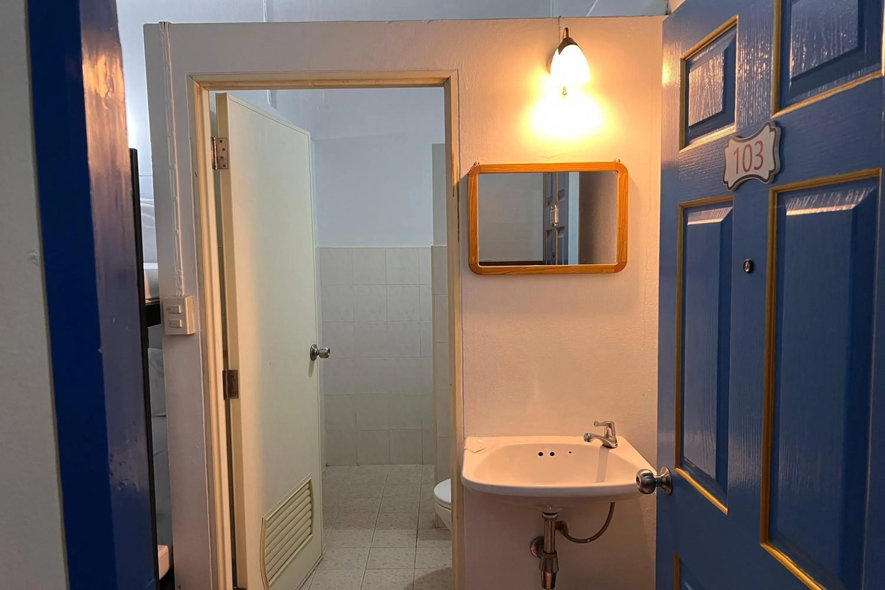 Bathroom in Phuket Old Town Hostel