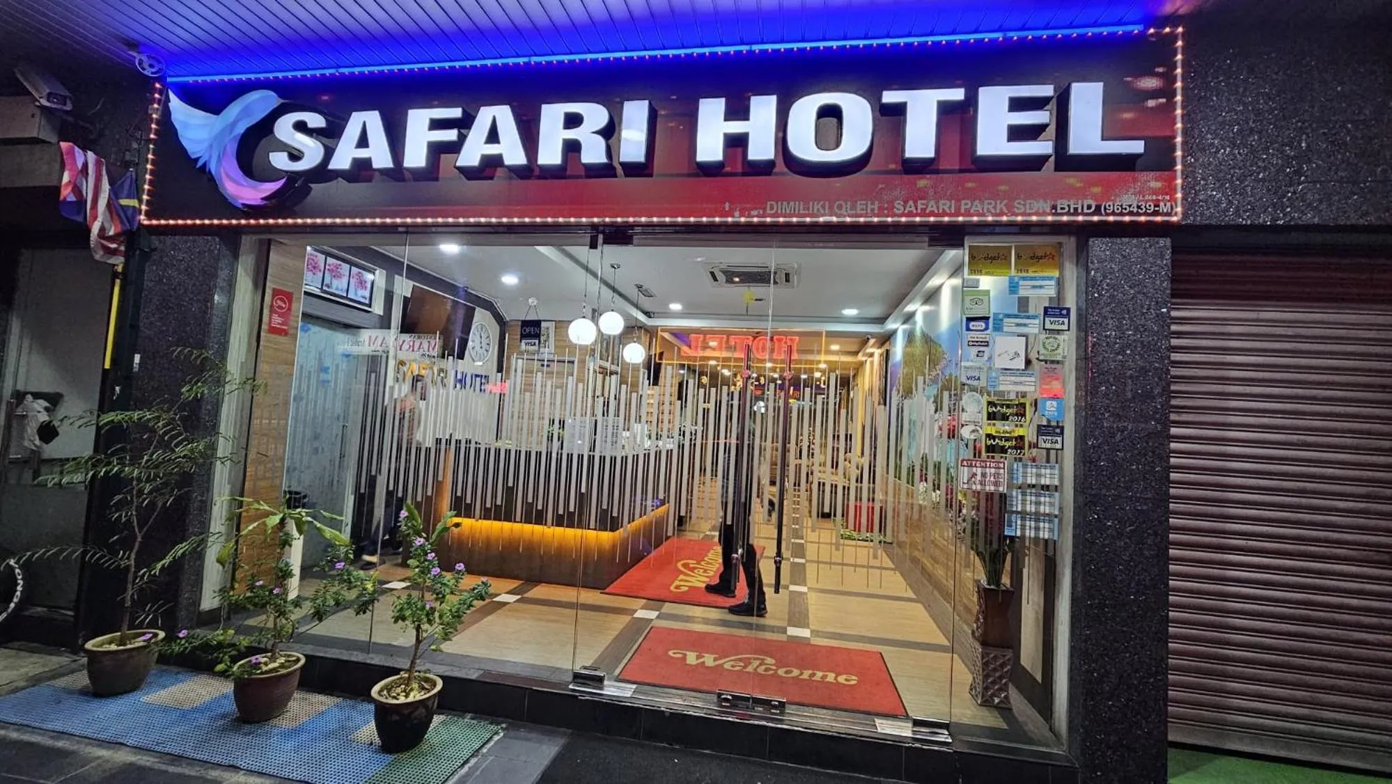 Lobby or reception in Safari Hotel