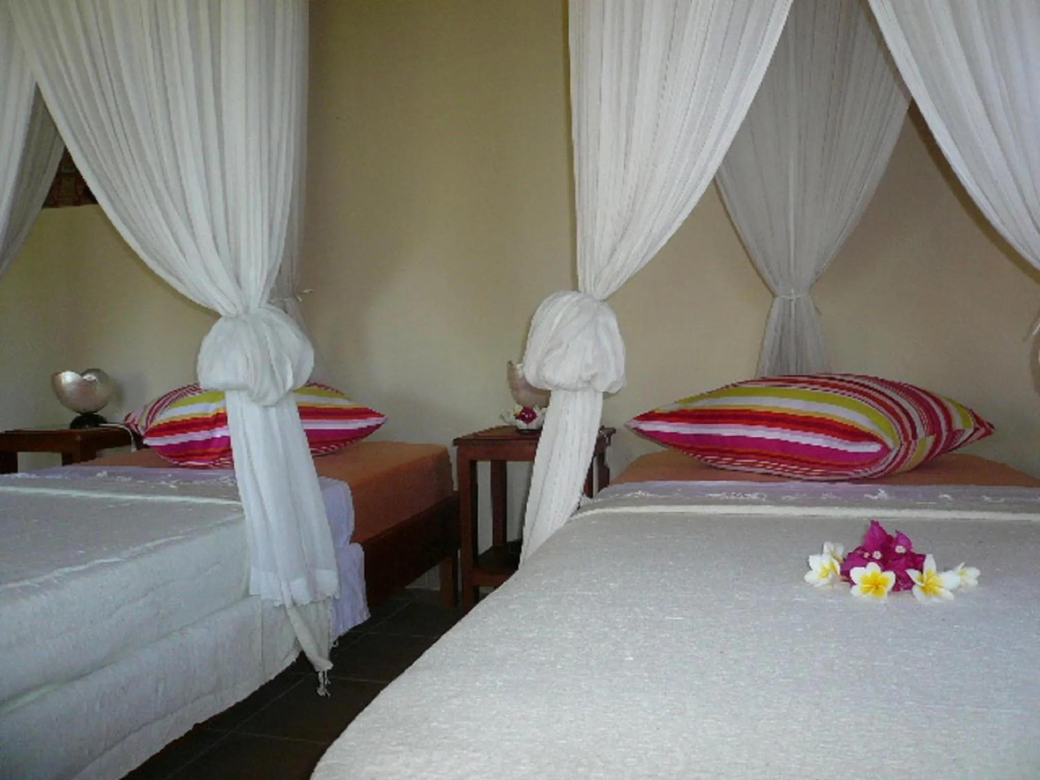 Bed in Sananda Bungalow