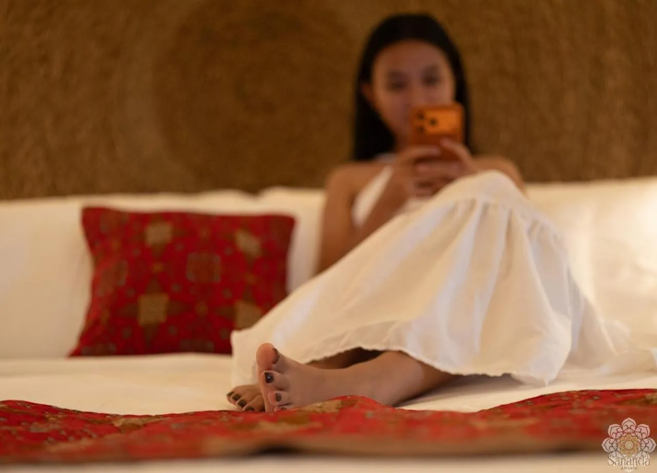 Bed in Sananda Aryani