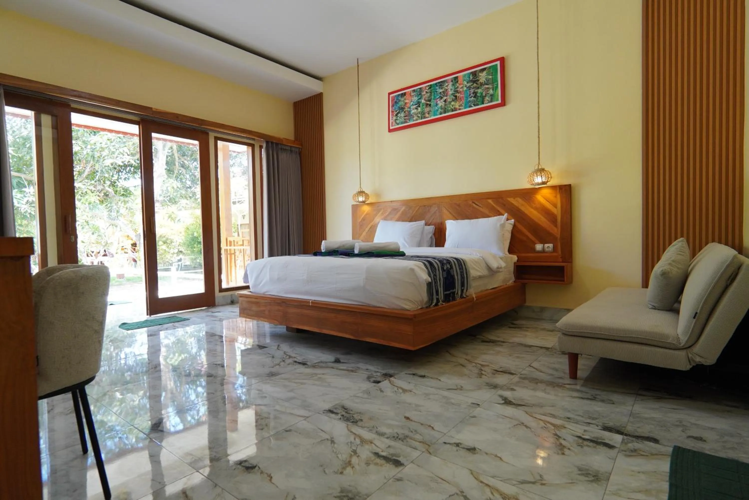 Photo of the whole room, Bed in Salili Bungalow