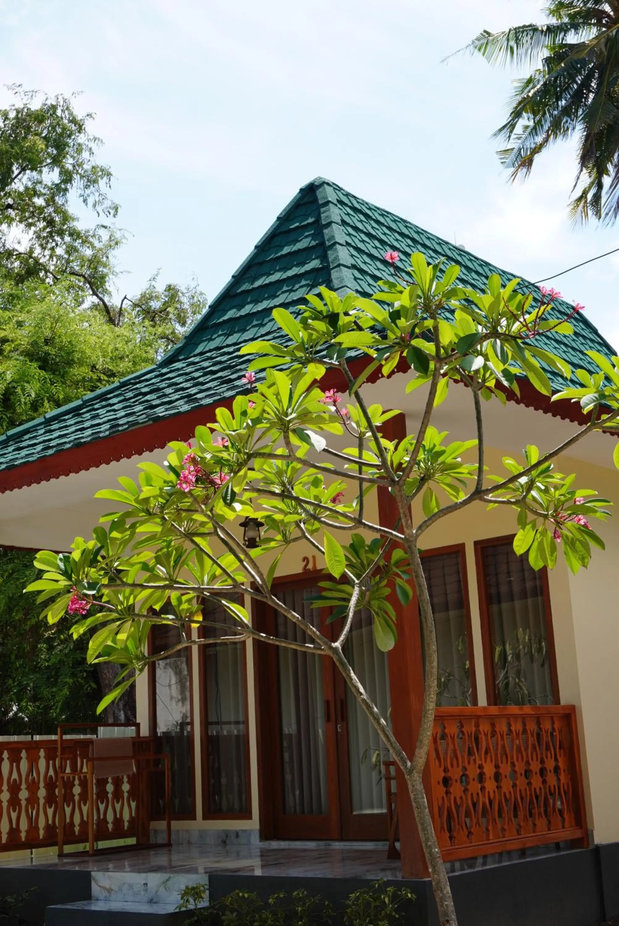 Property building in Salili Bungalow