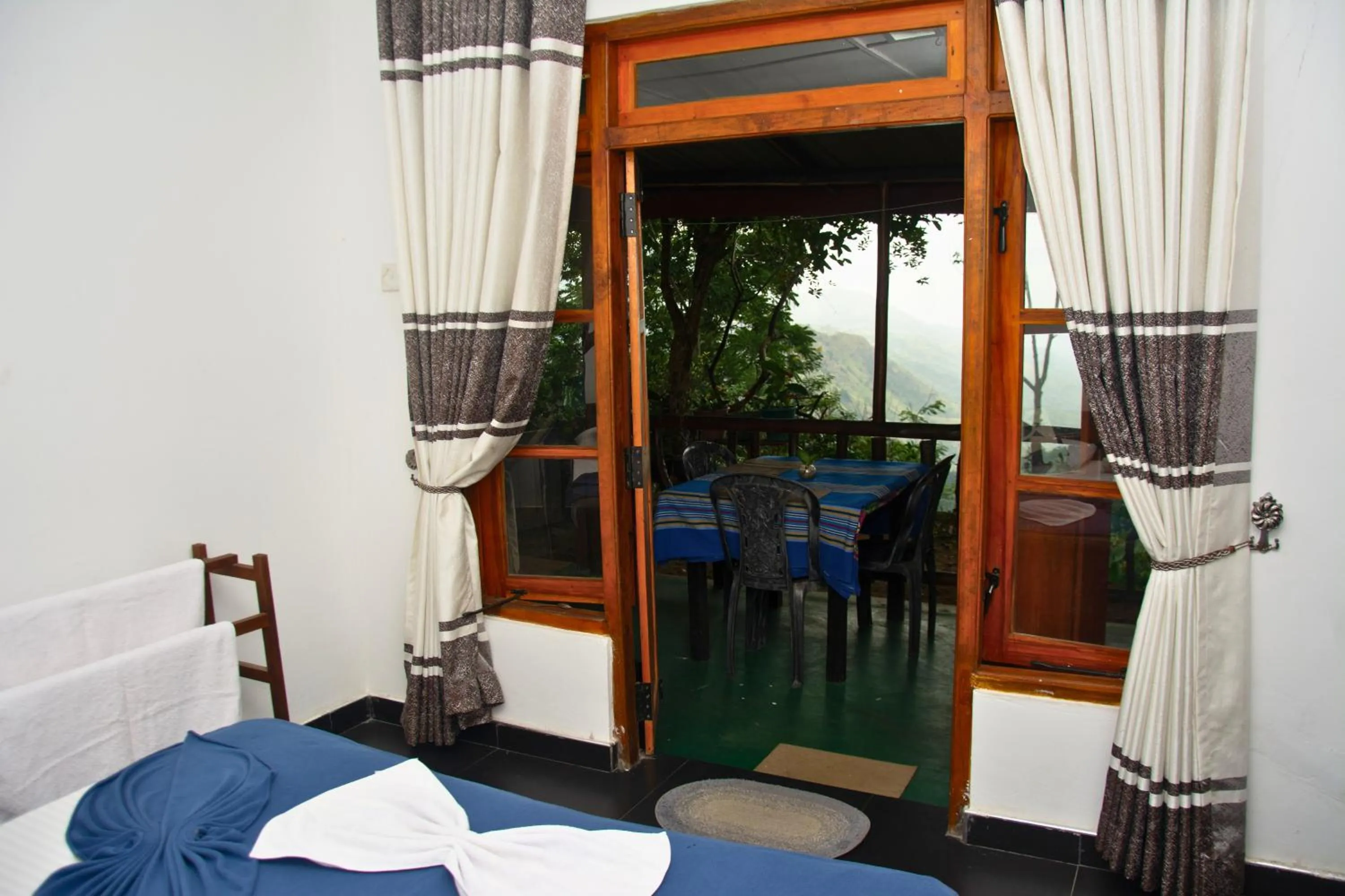 Bed in Bliss In Viya