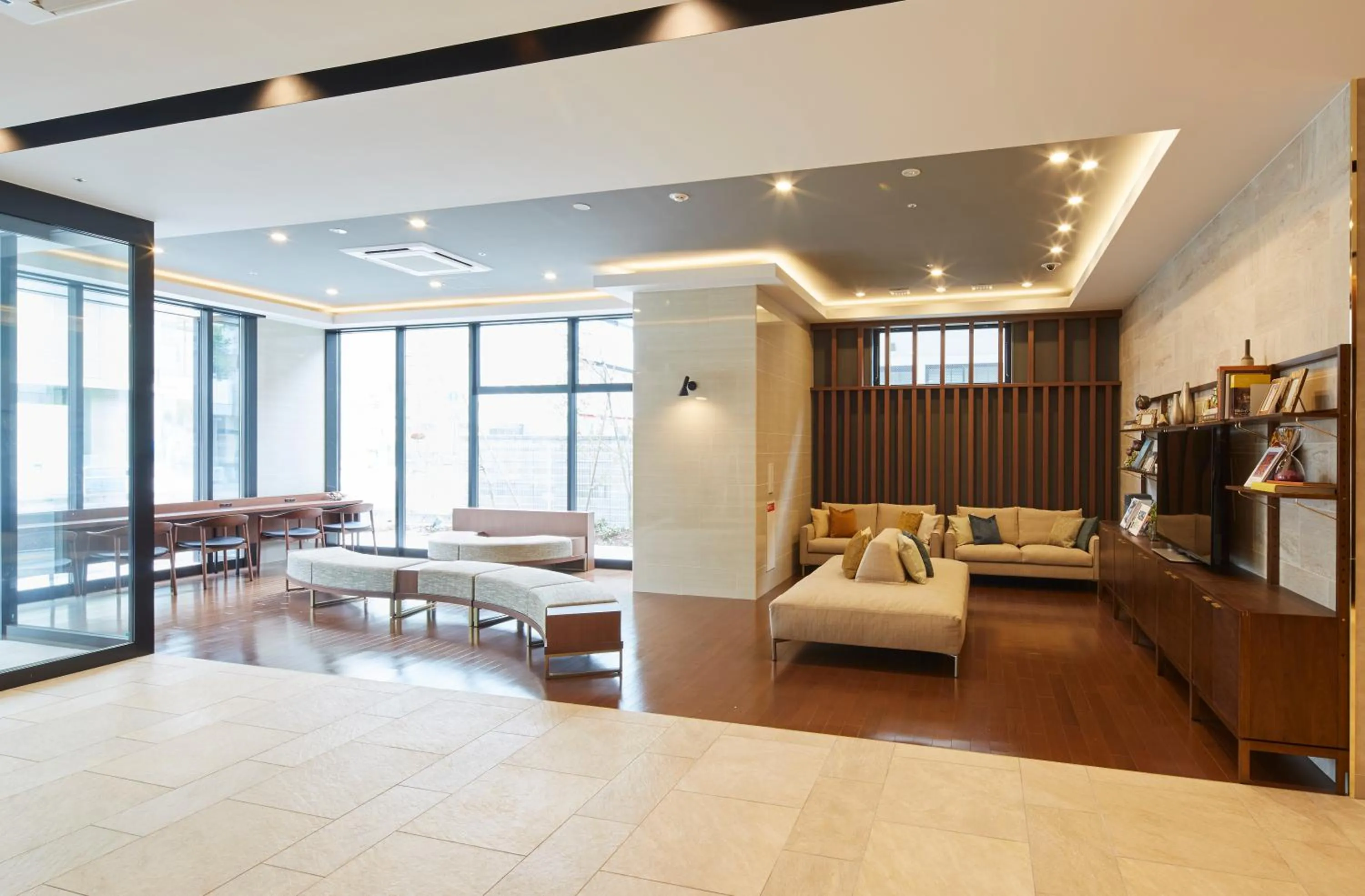 Lobby or reception, Bed in Iroha Grand Hotel Matsumoto Eki-Mae