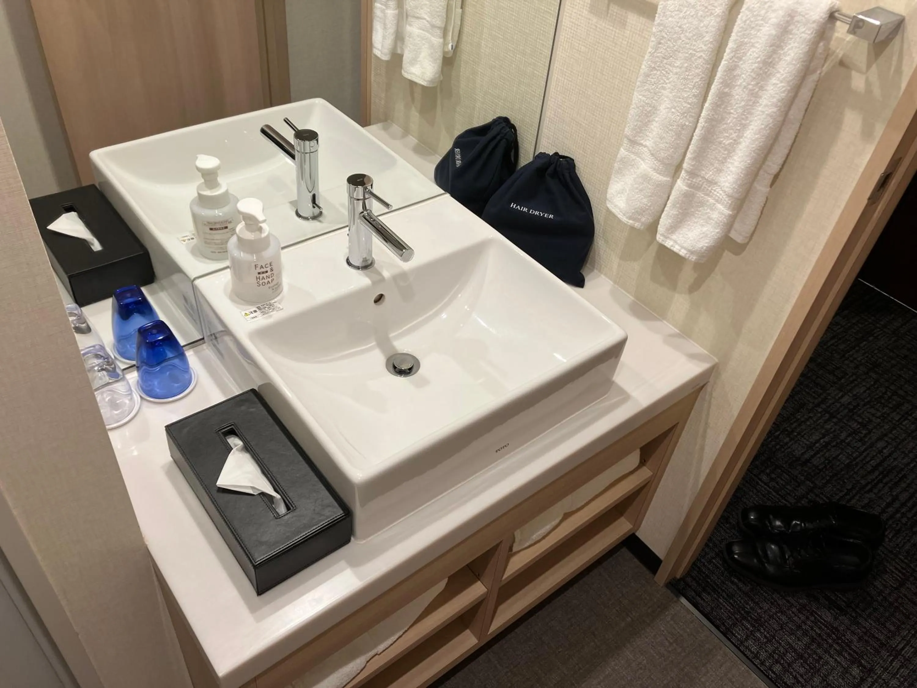 Photo of the whole room in Iroha Grand Hotel Matsumoto Eki-Mae