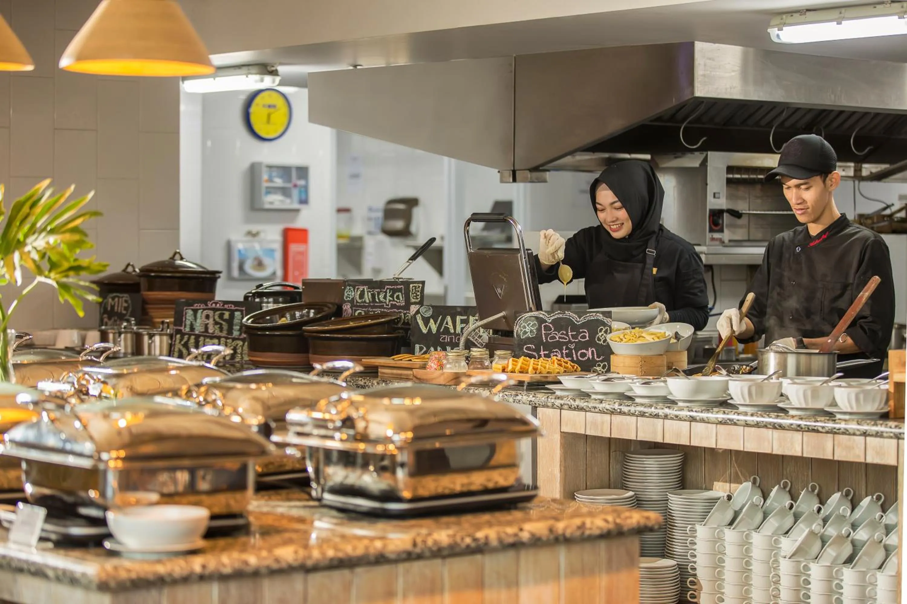 kitchen in Swiss-Belresort Belitung