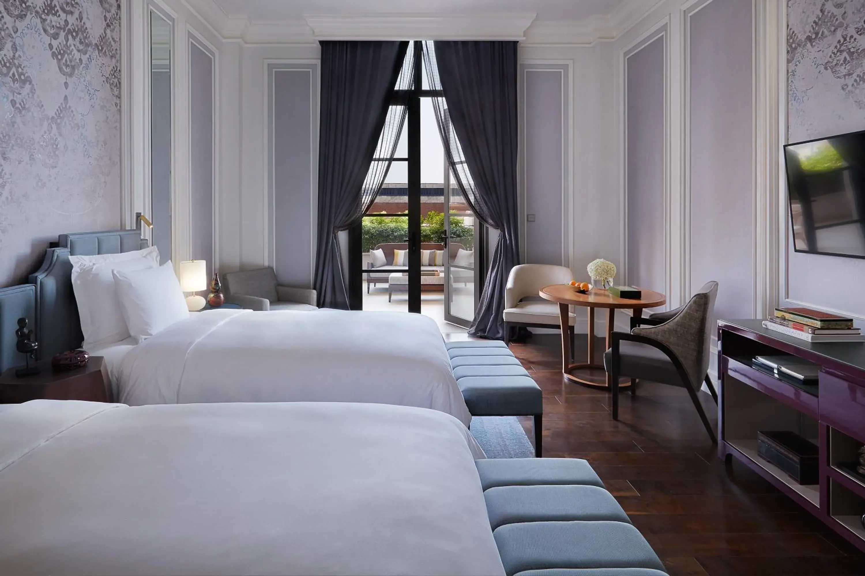 Bed in The ERAVATI Sule Grand Yangon Bed in The ERAVATI Sule Grand Yangon