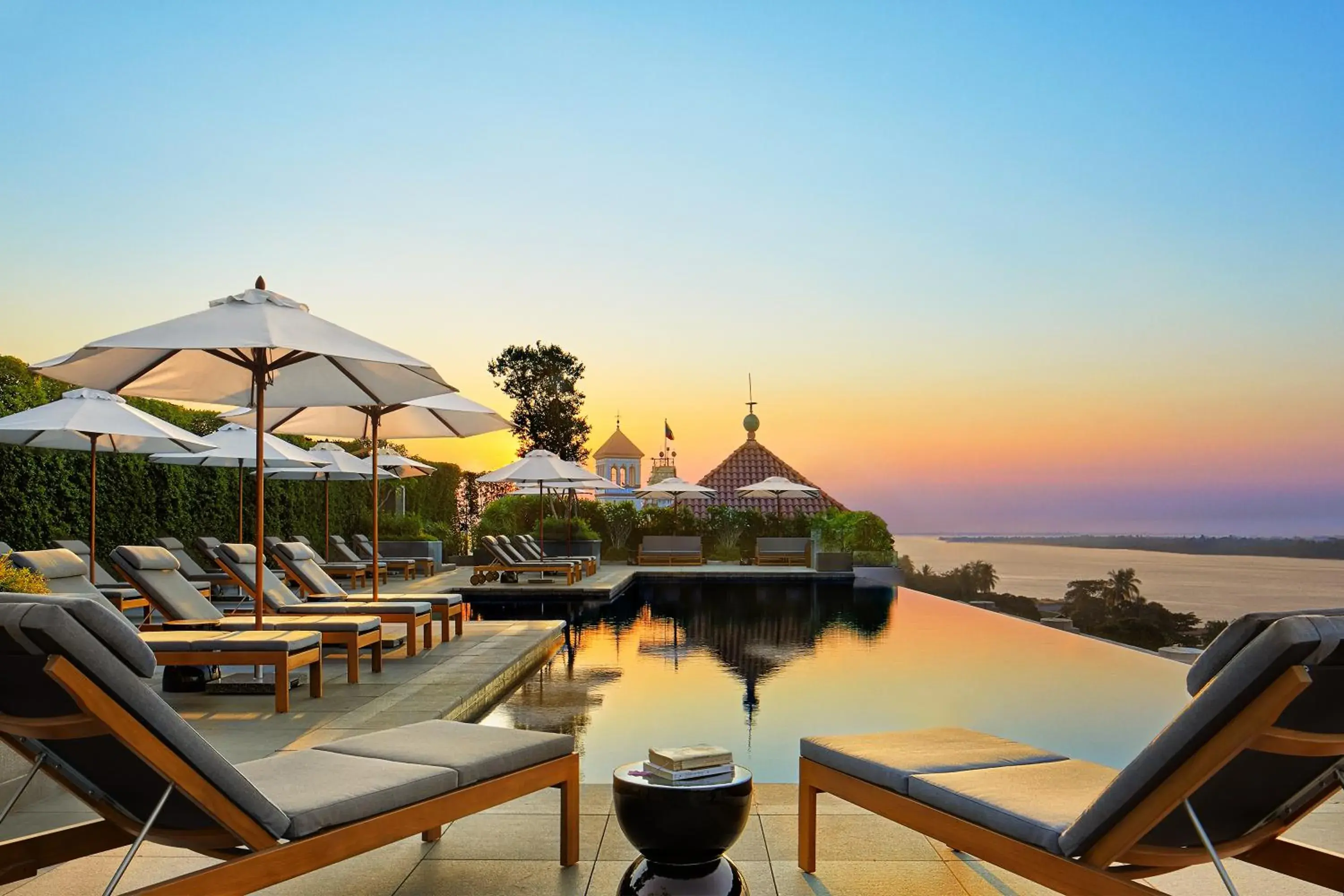 Swimming pool in The ERAVATI Sule Grand Yangon Swimming pool in The ERAVATI Sule Grand Yangon