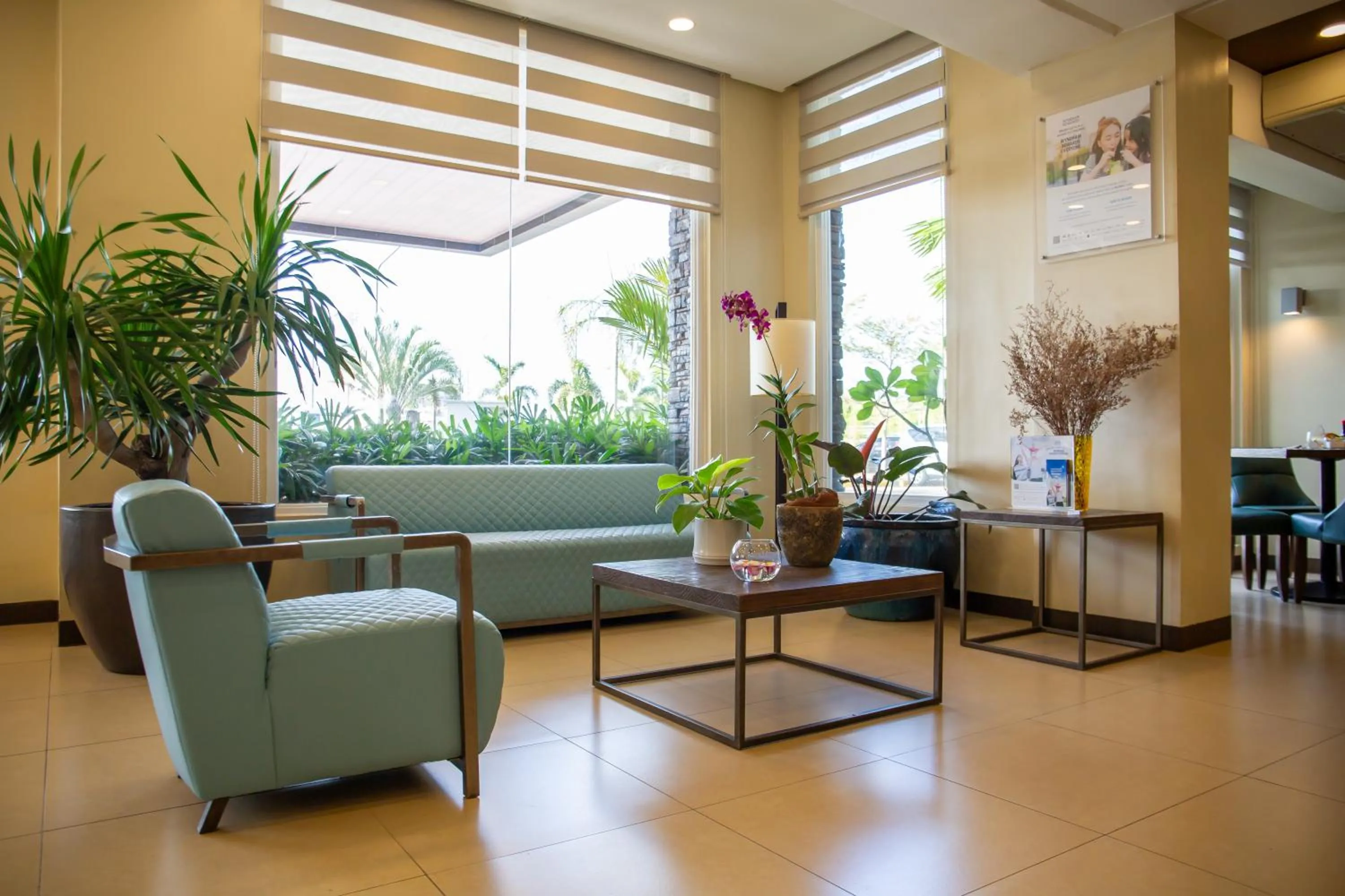 Lobby or reception in Microtel Inn & Suites by Wyndham San Fernando