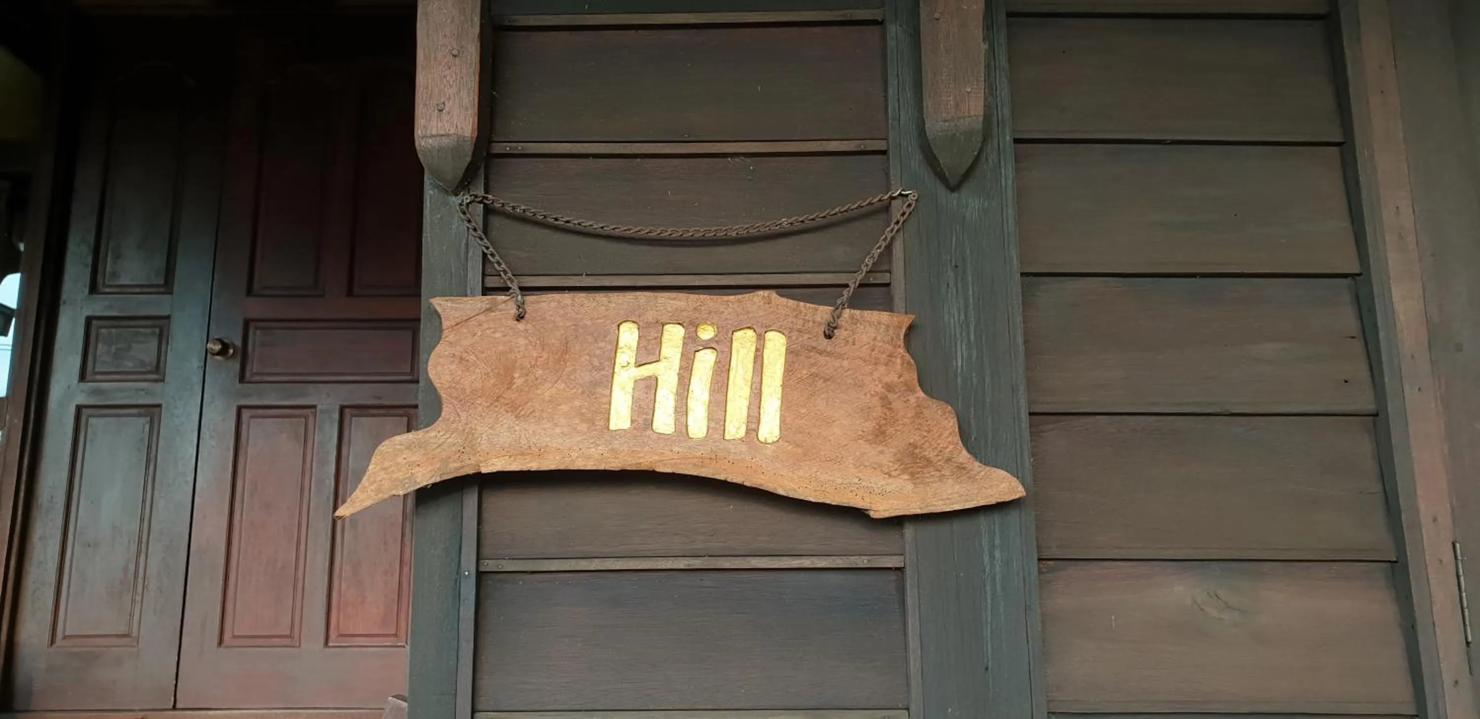 Logo/Certificate/Sign in Fox Hill