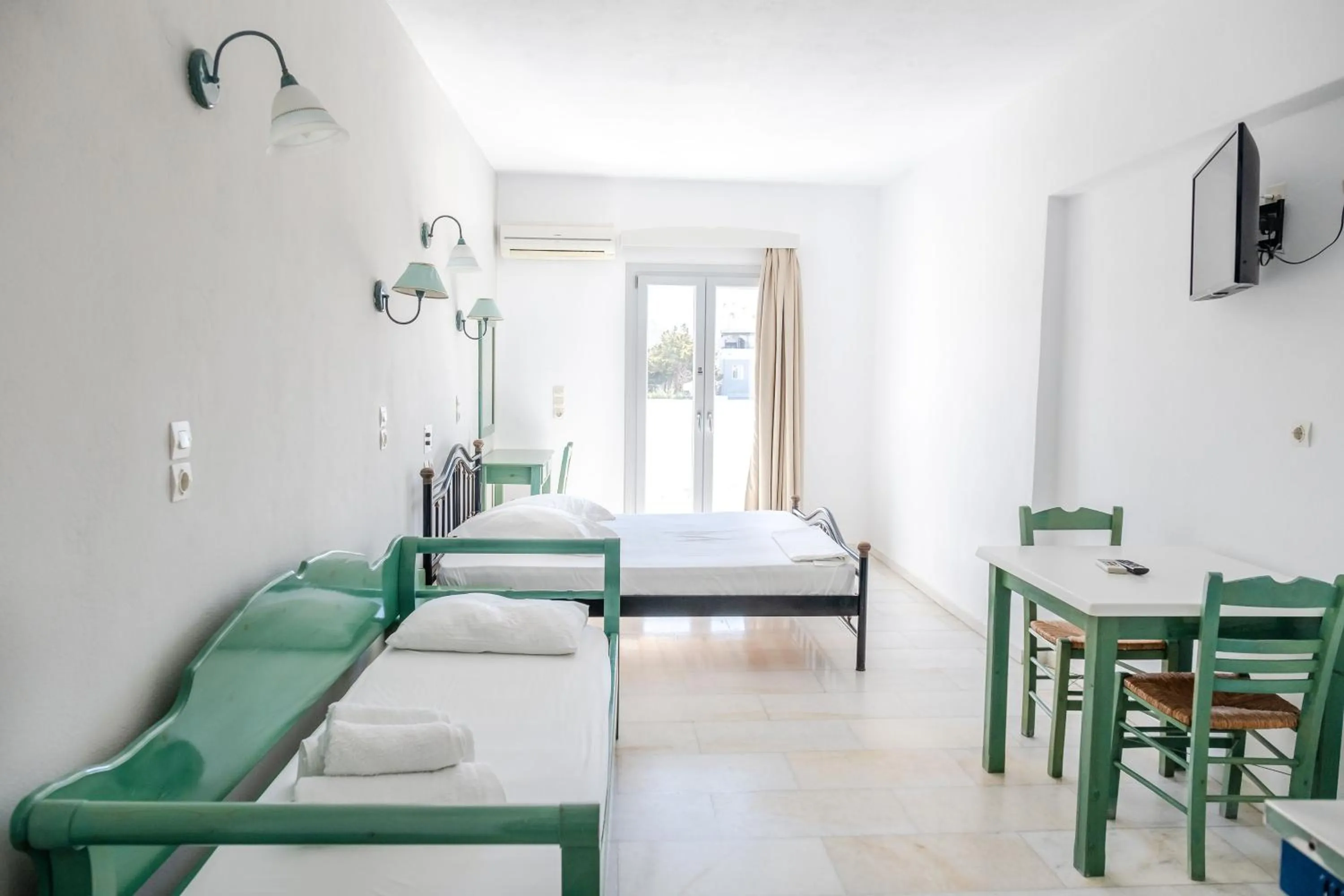 Bedroom, Bed in Korali Garden