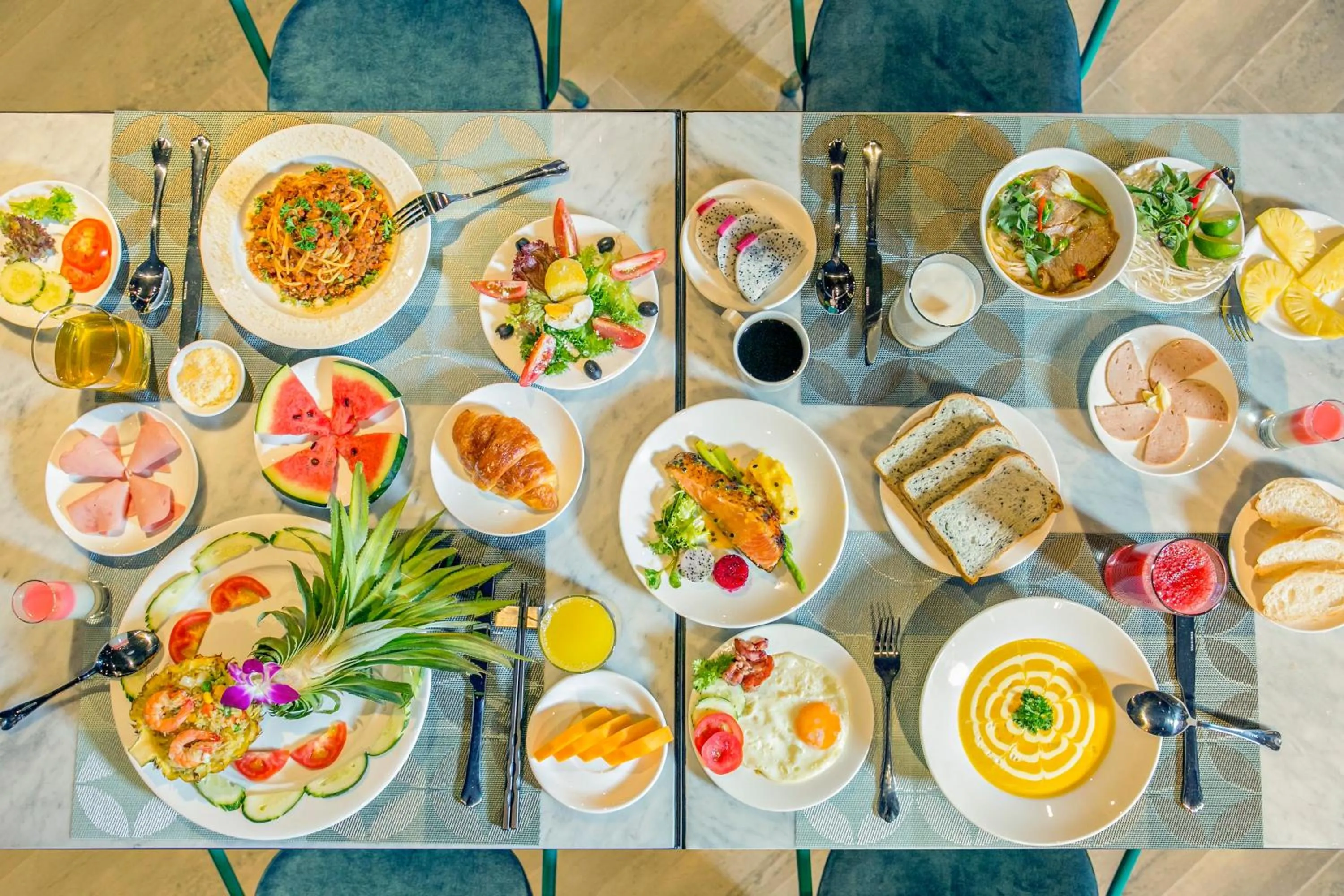 Meals in AVORA Boutique Hotel