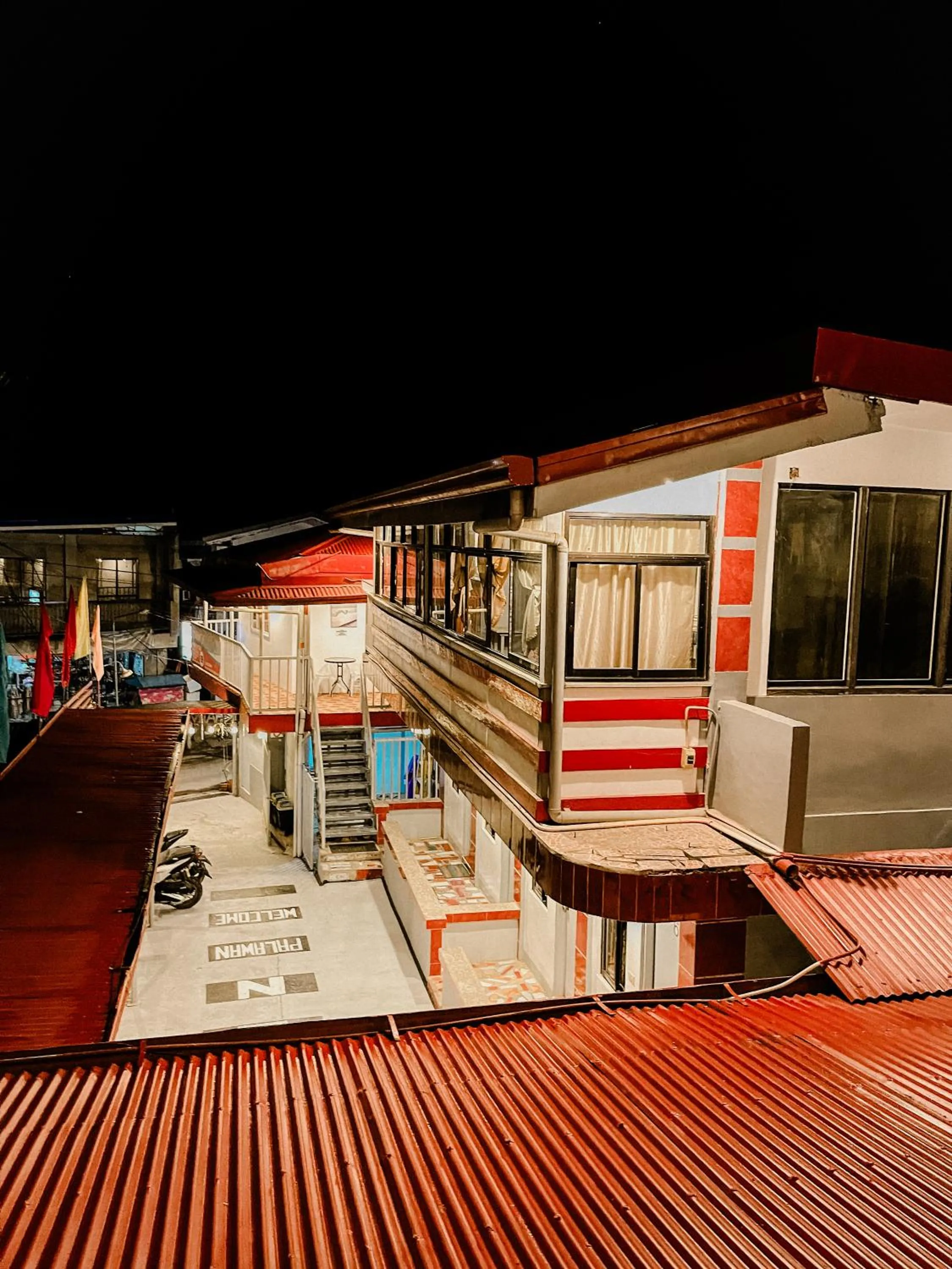 Mario's Travellers Inn