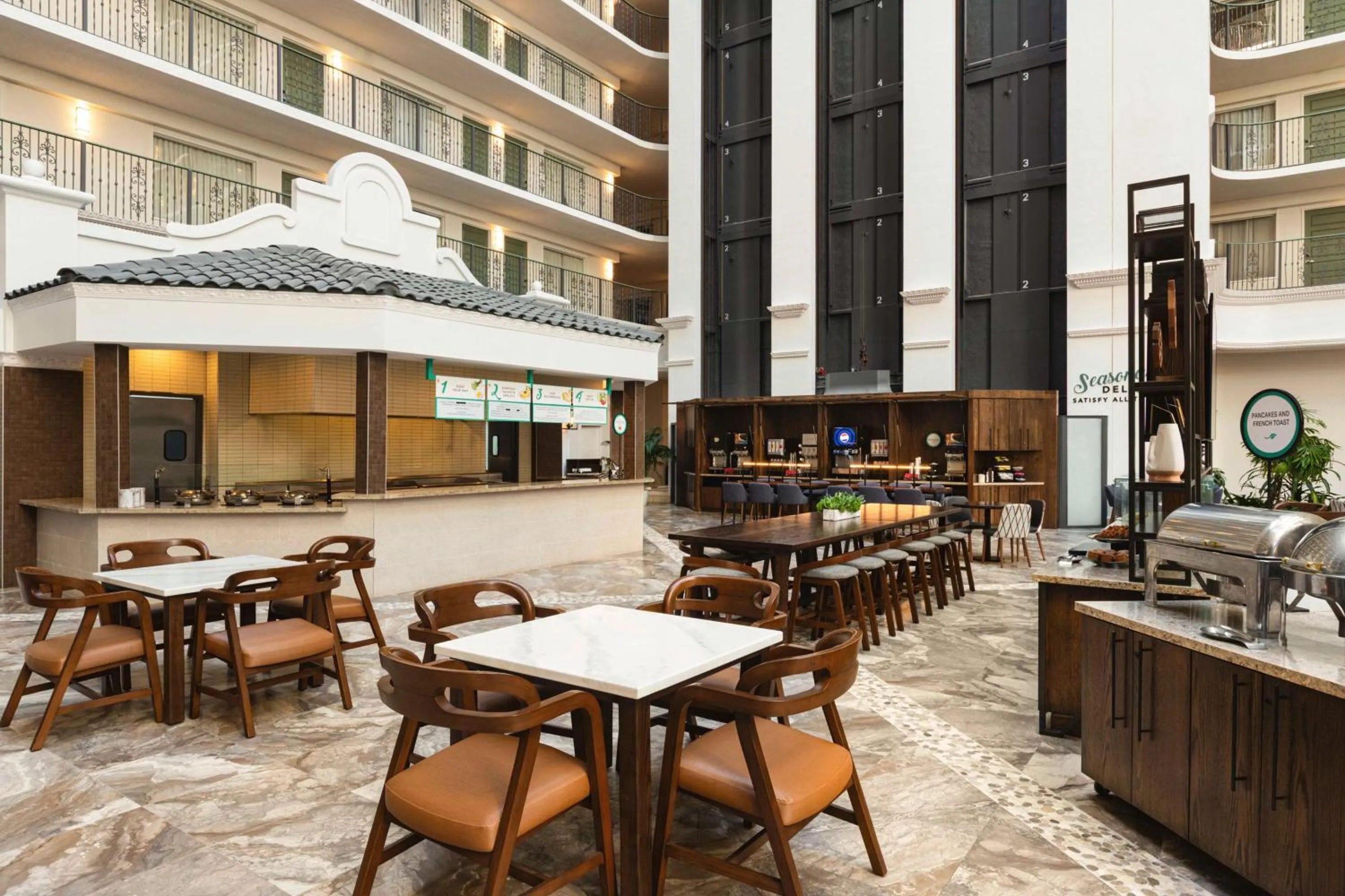 Breakfast in Embassy Suites by Hilton Fort Lauderdale 17th Street