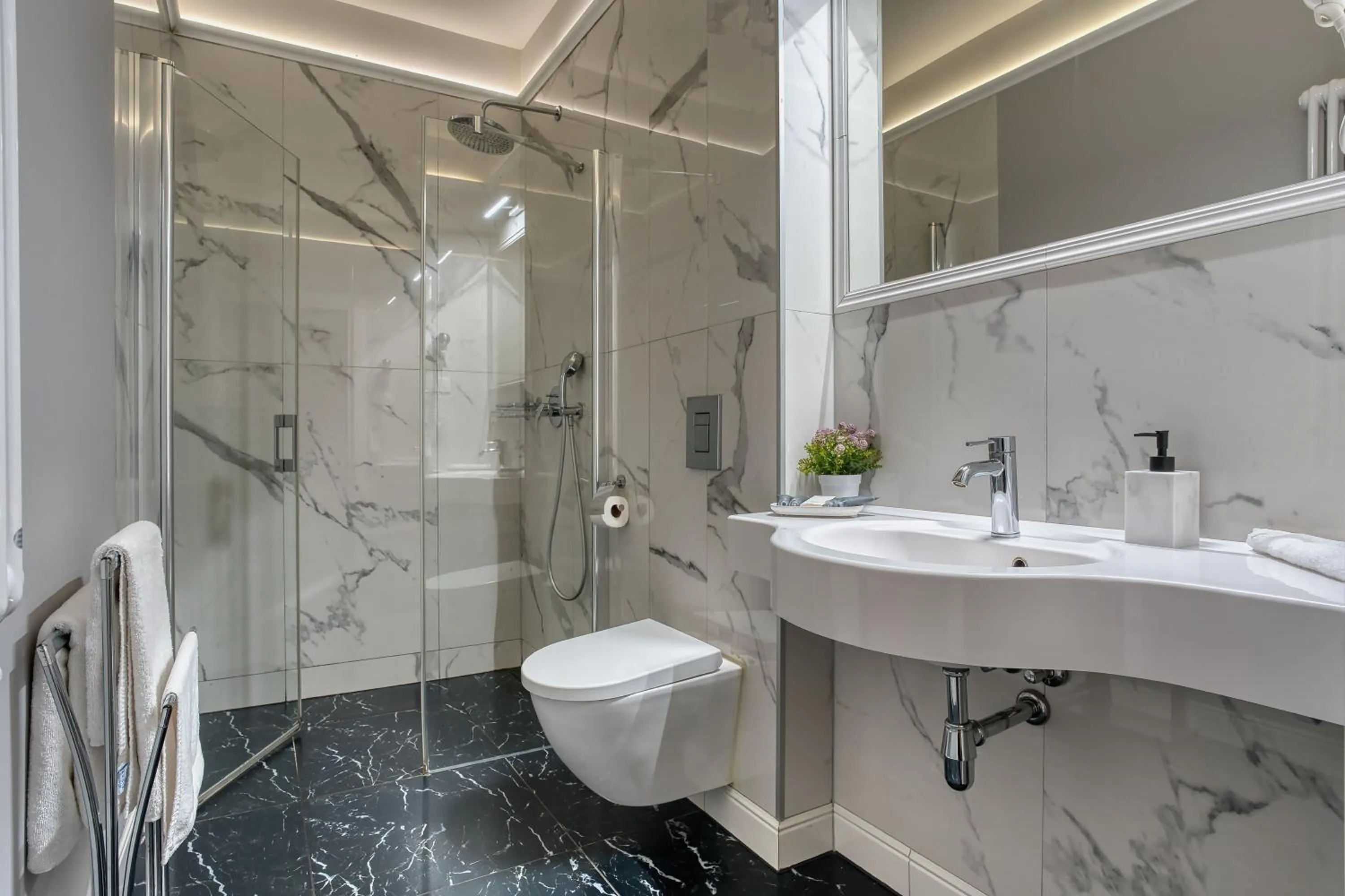 Toilet in Hotel Villa Art Novis Wrocław Centrum