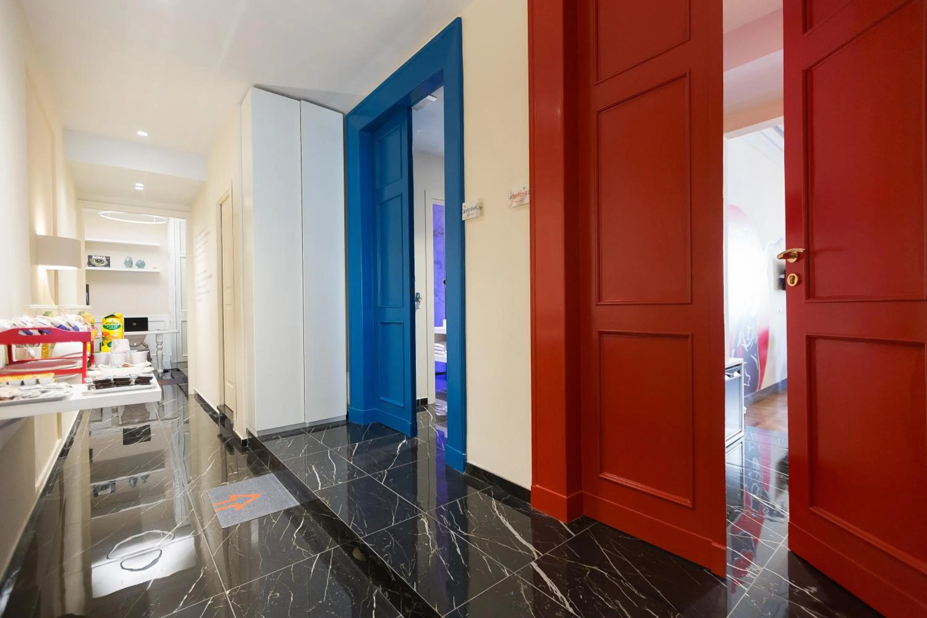 Breakfast in Tritone 125 Suite