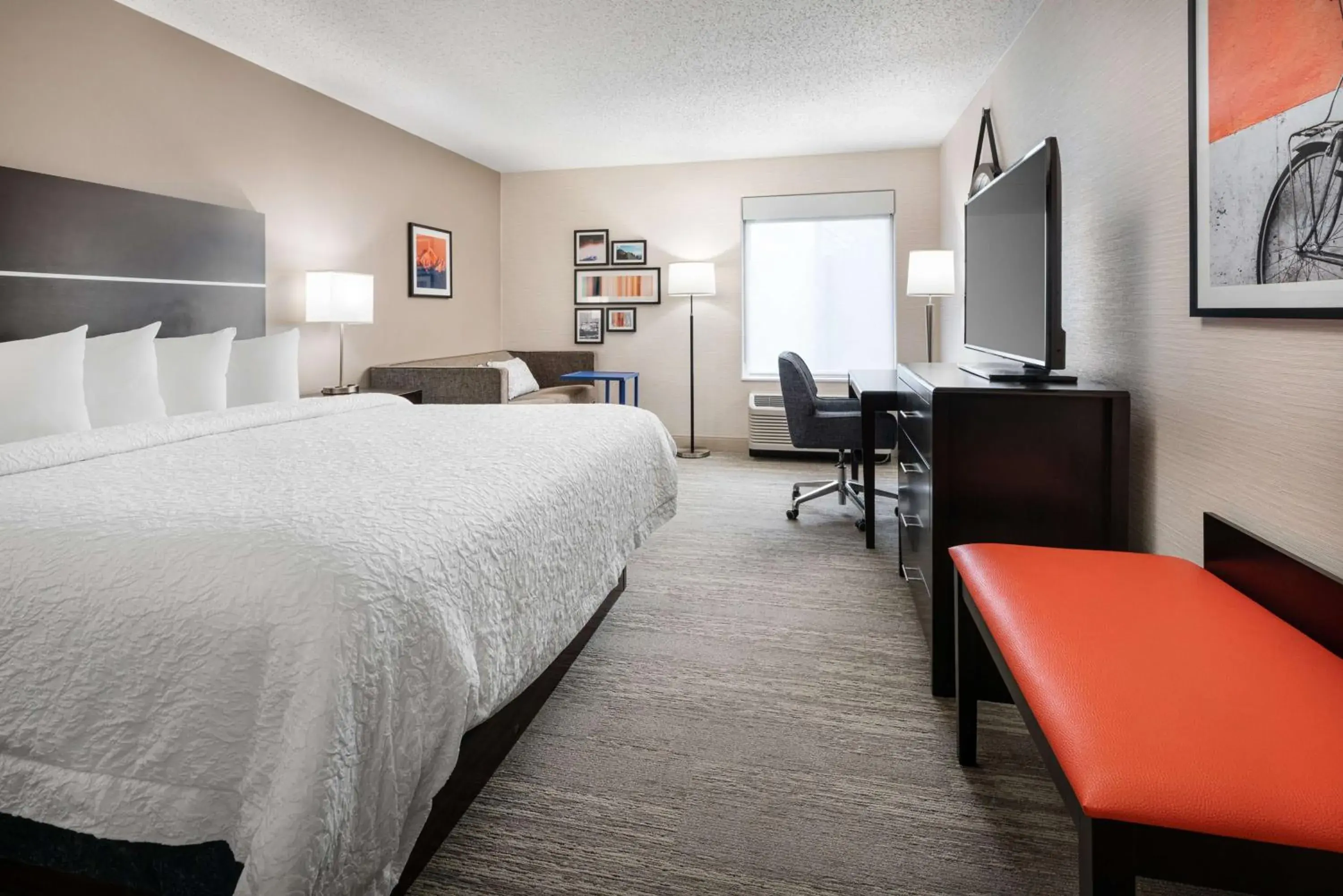 Bed in Hampton Inn Boulder/Louisville Bed in Hampton Inn Boulder/Louisville